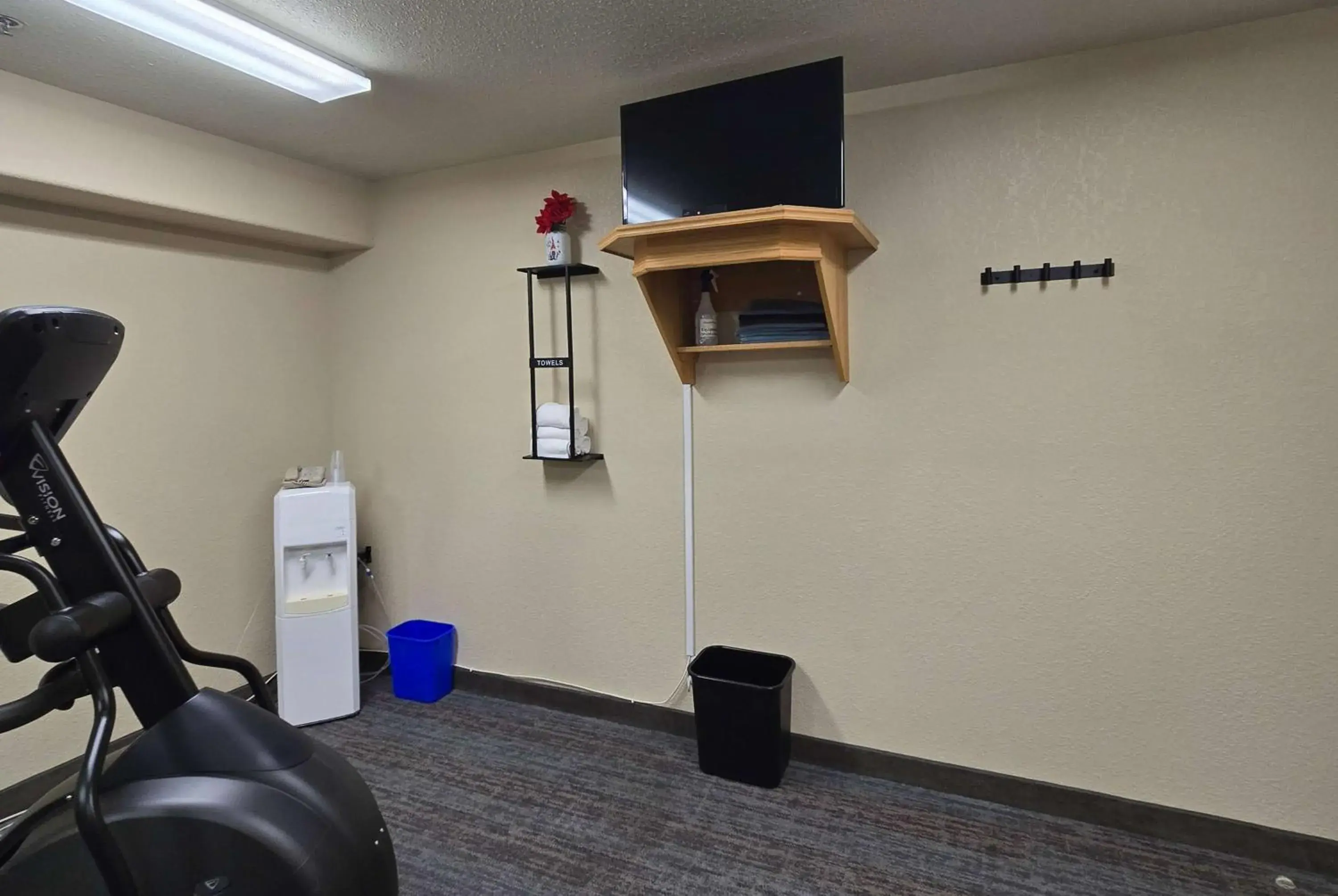 Fitness centre/facilities in Super 8 by Wyndham Swan River MB Fitness centre/facilities in Super 8 by Wyndham Swan River MB