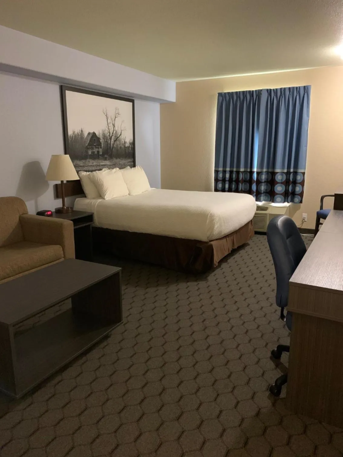 Bed in Super 8 by Wyndham Swan River MB