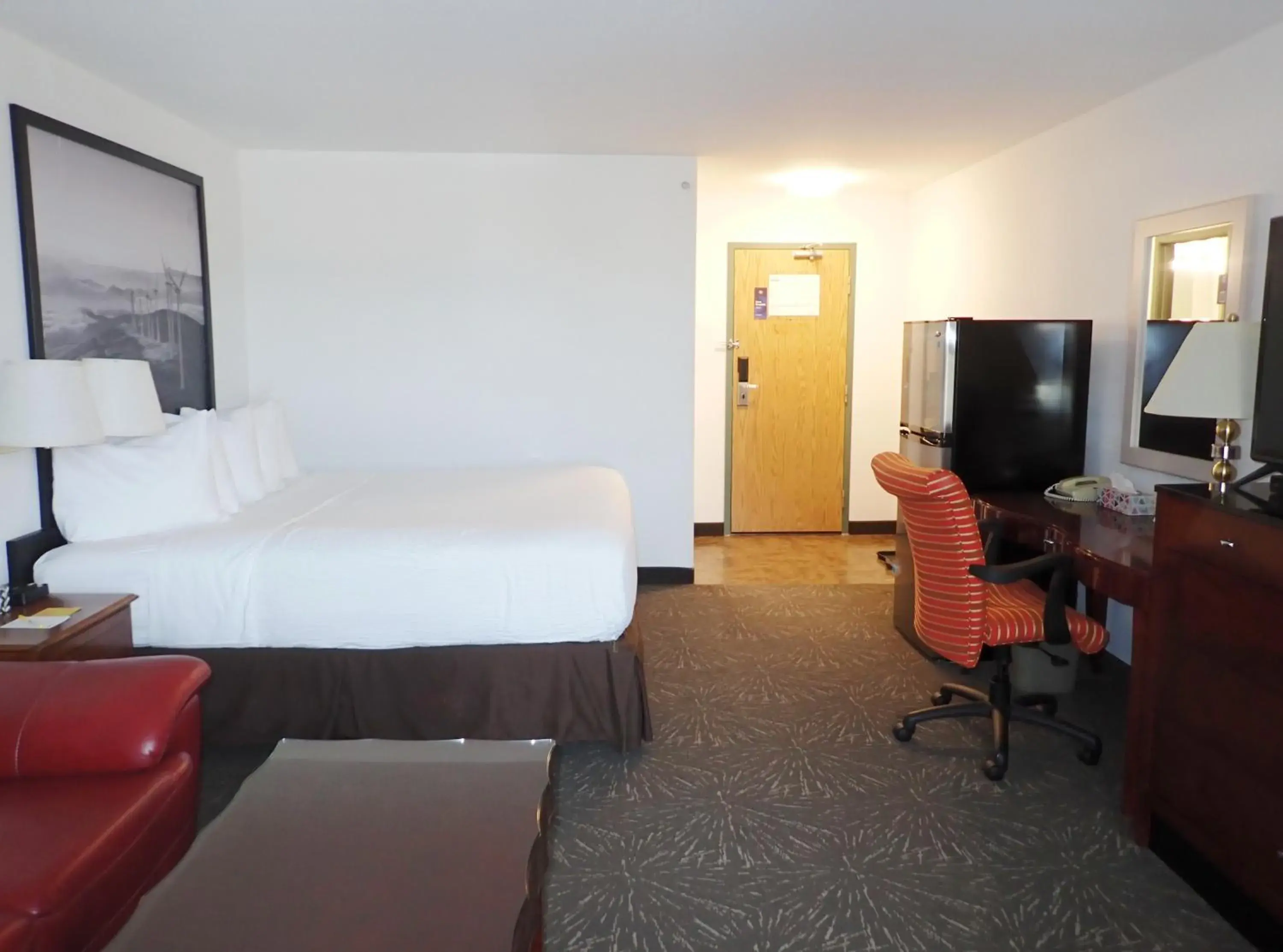 Bed in Super 8 by Wyndham Taber AB Bed in Super 8 by Wyndham Taber AB