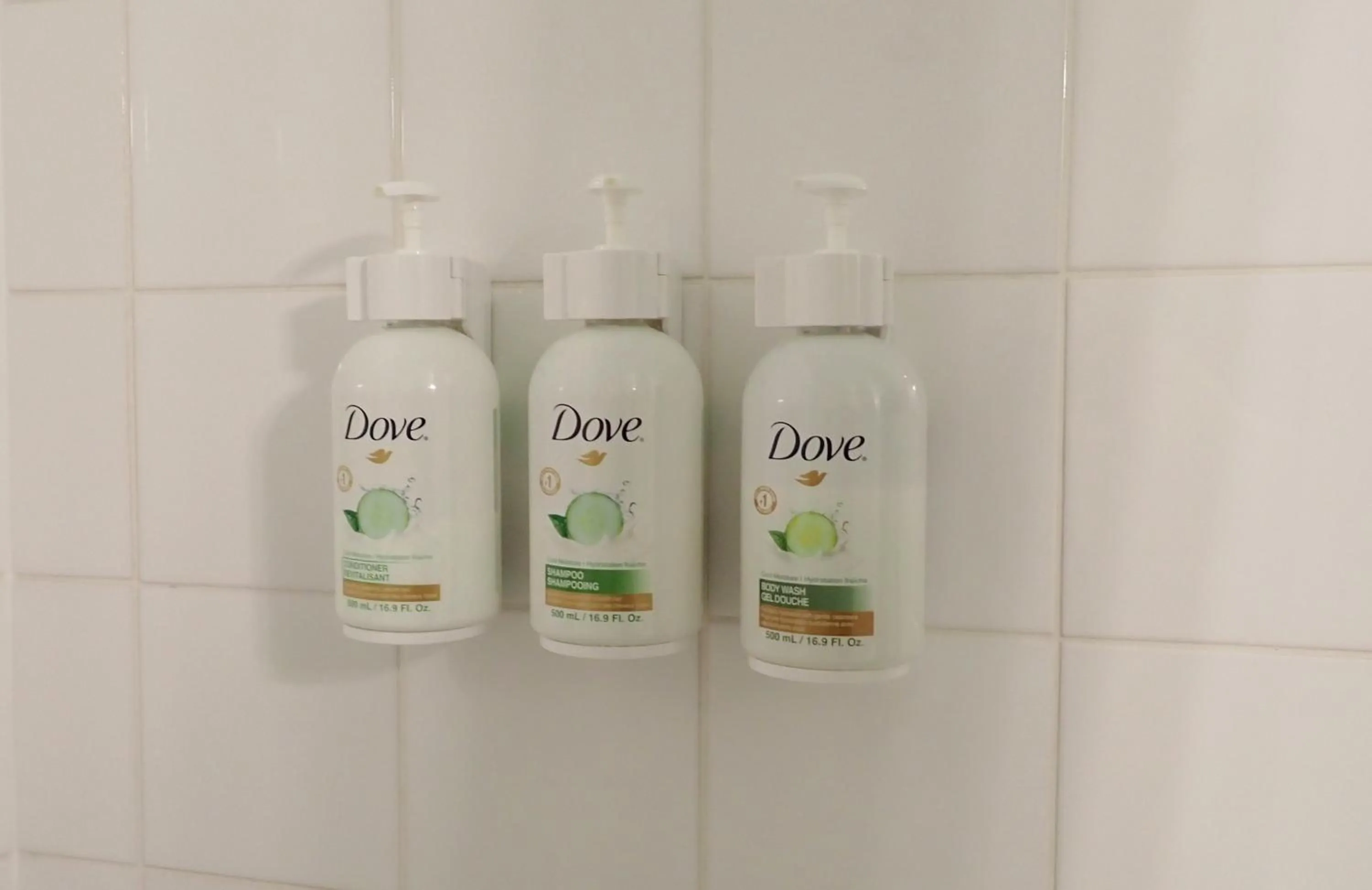 Bathroom in Super 8 by Wyndham Taber AB