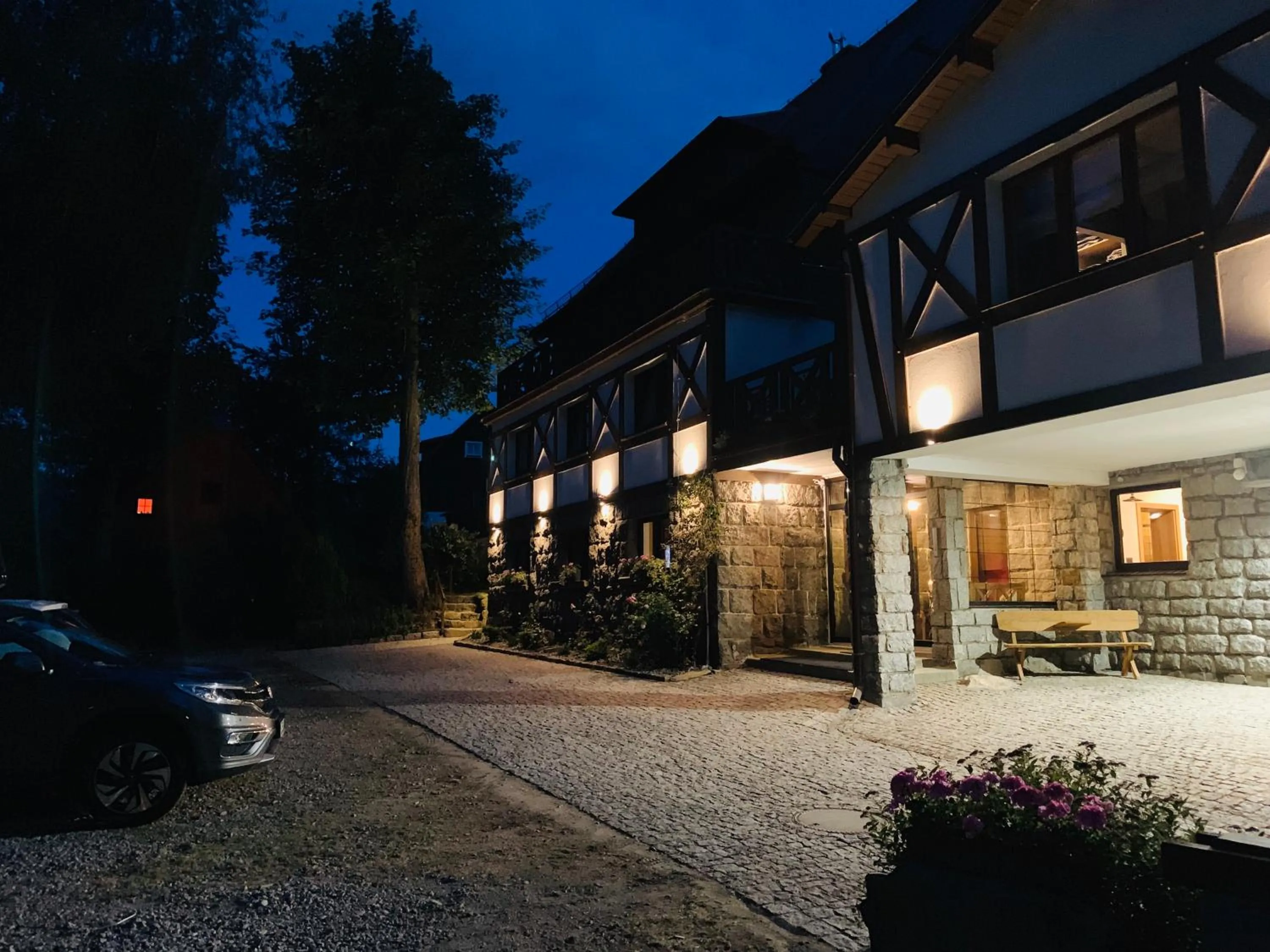 Facade/entrance in Willa Karkonoska