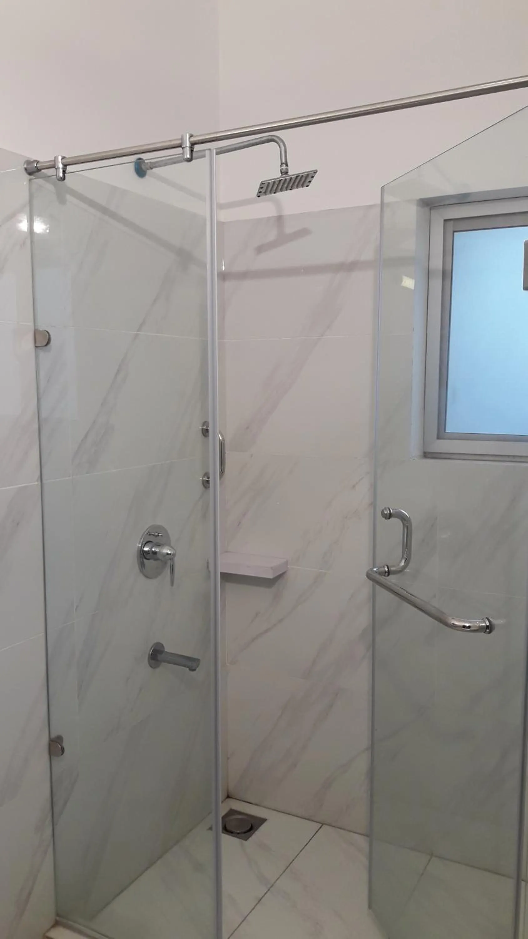 Bathroom in MaryLeena Hotel Gulberg