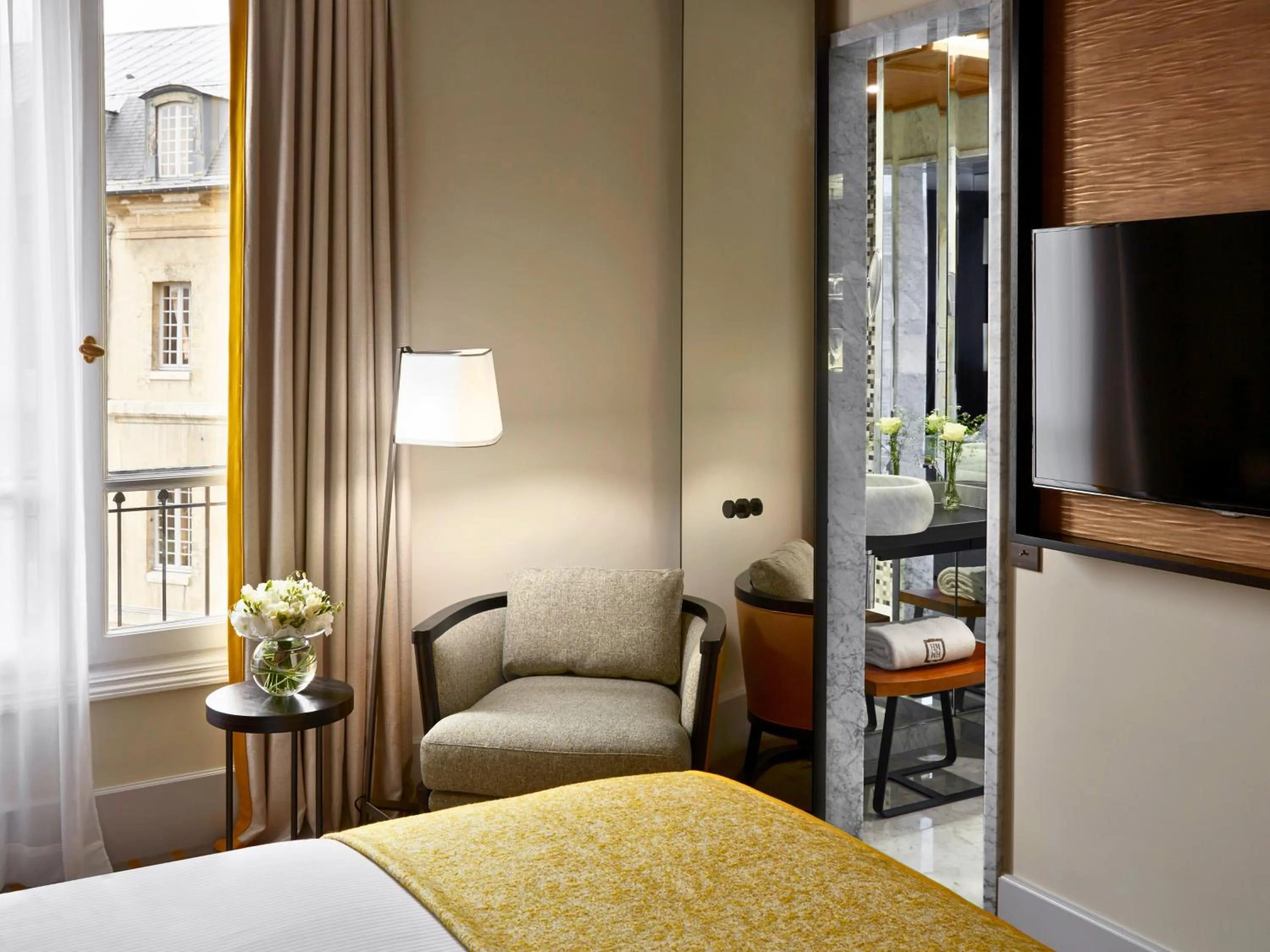 Bedroom, Bed in Hotel Montalembert