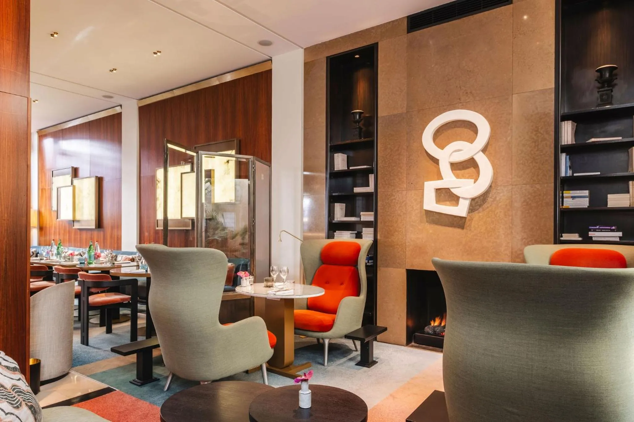 Restaurant/places to eat in Hotel Montalembert