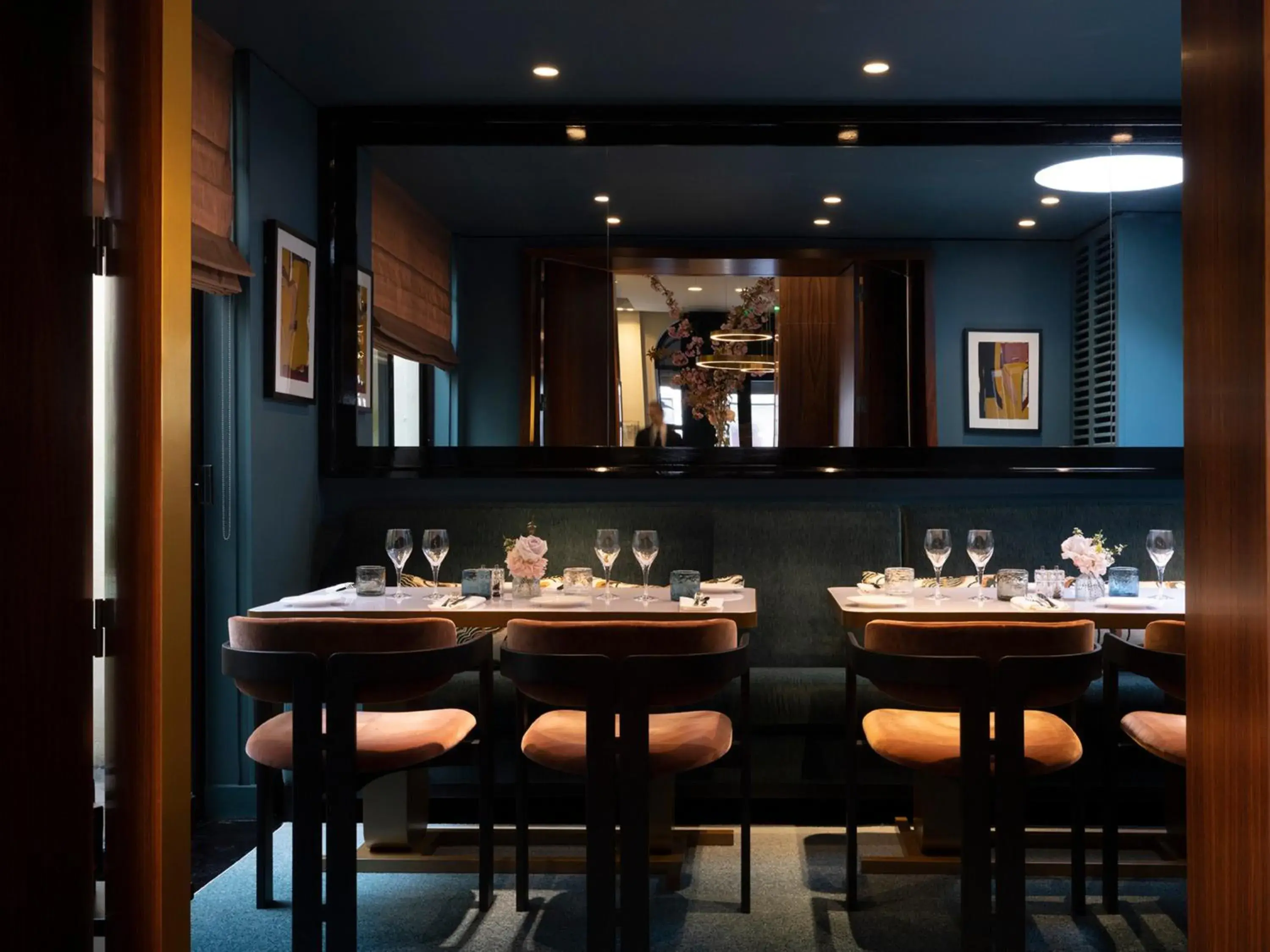 Restaurant/places to eat in Hotel Montalembert Restaurant/places to eat in Hotel Montalembert