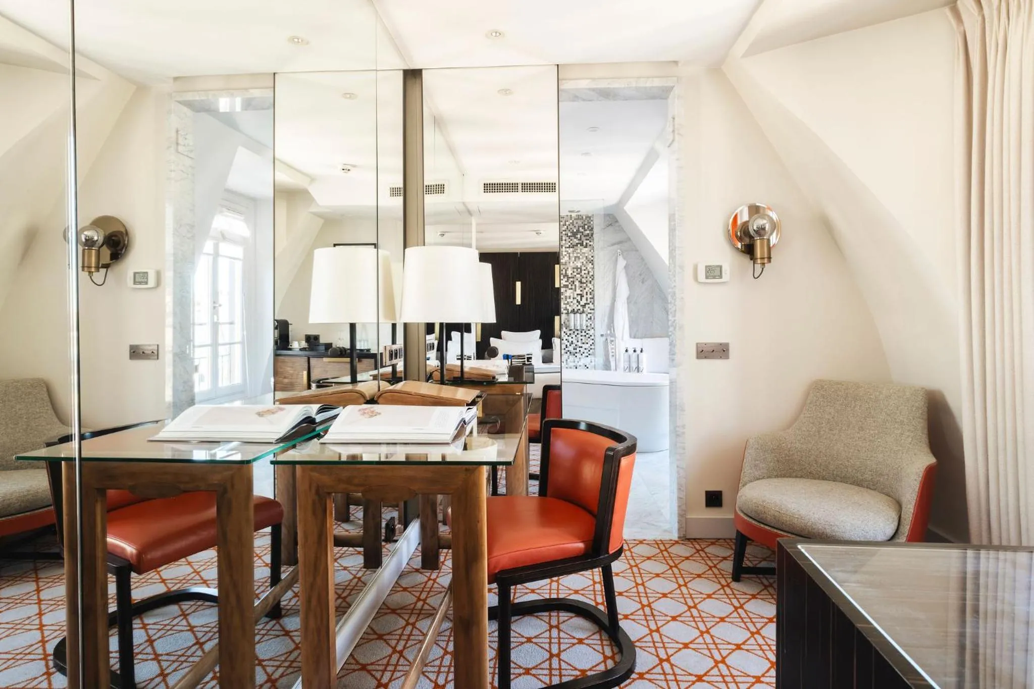 Seating area in Hotel Montalembert