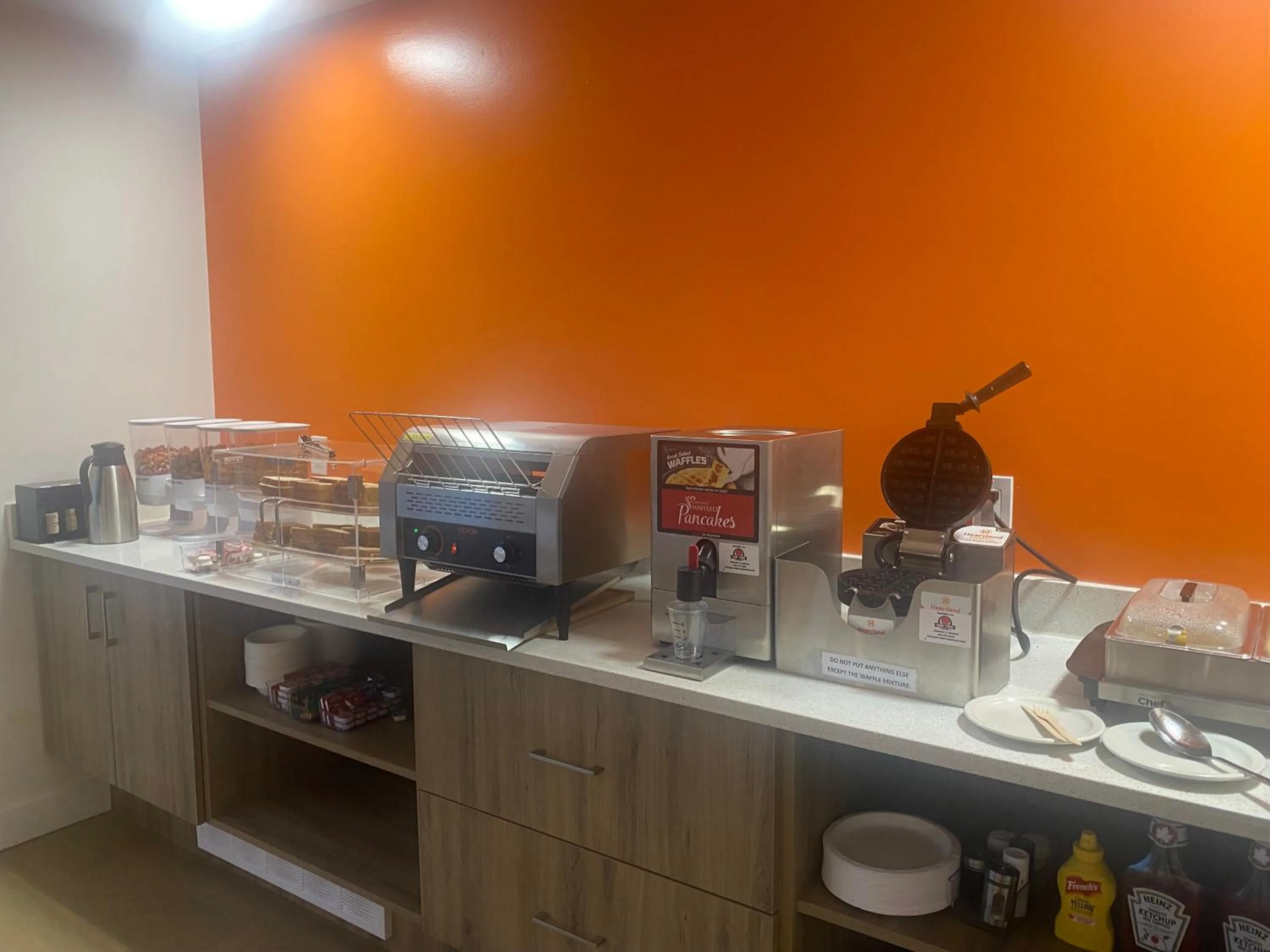 Breakfast in Tara Vista Inn