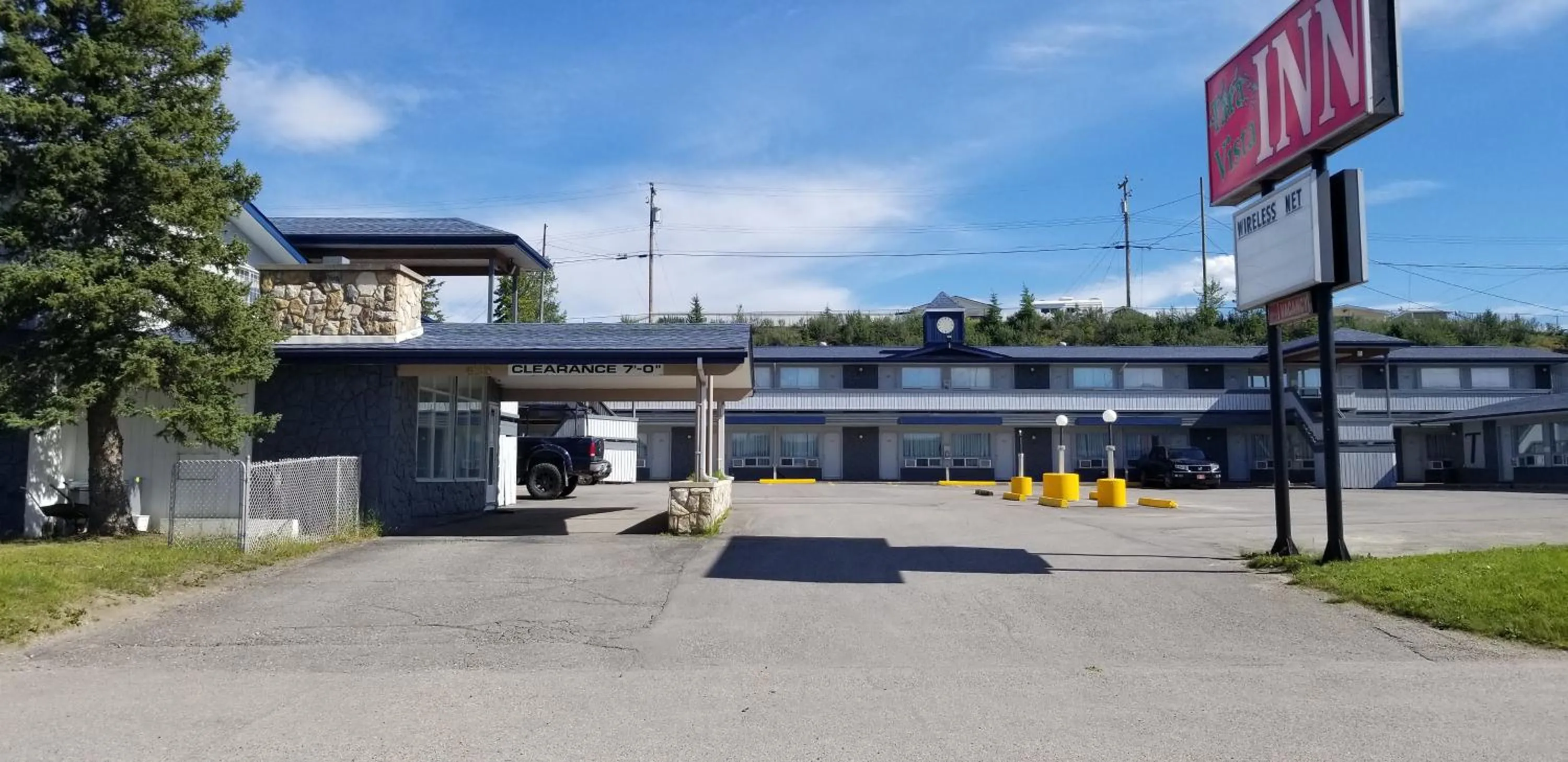 Property building in Tara Vista Inn