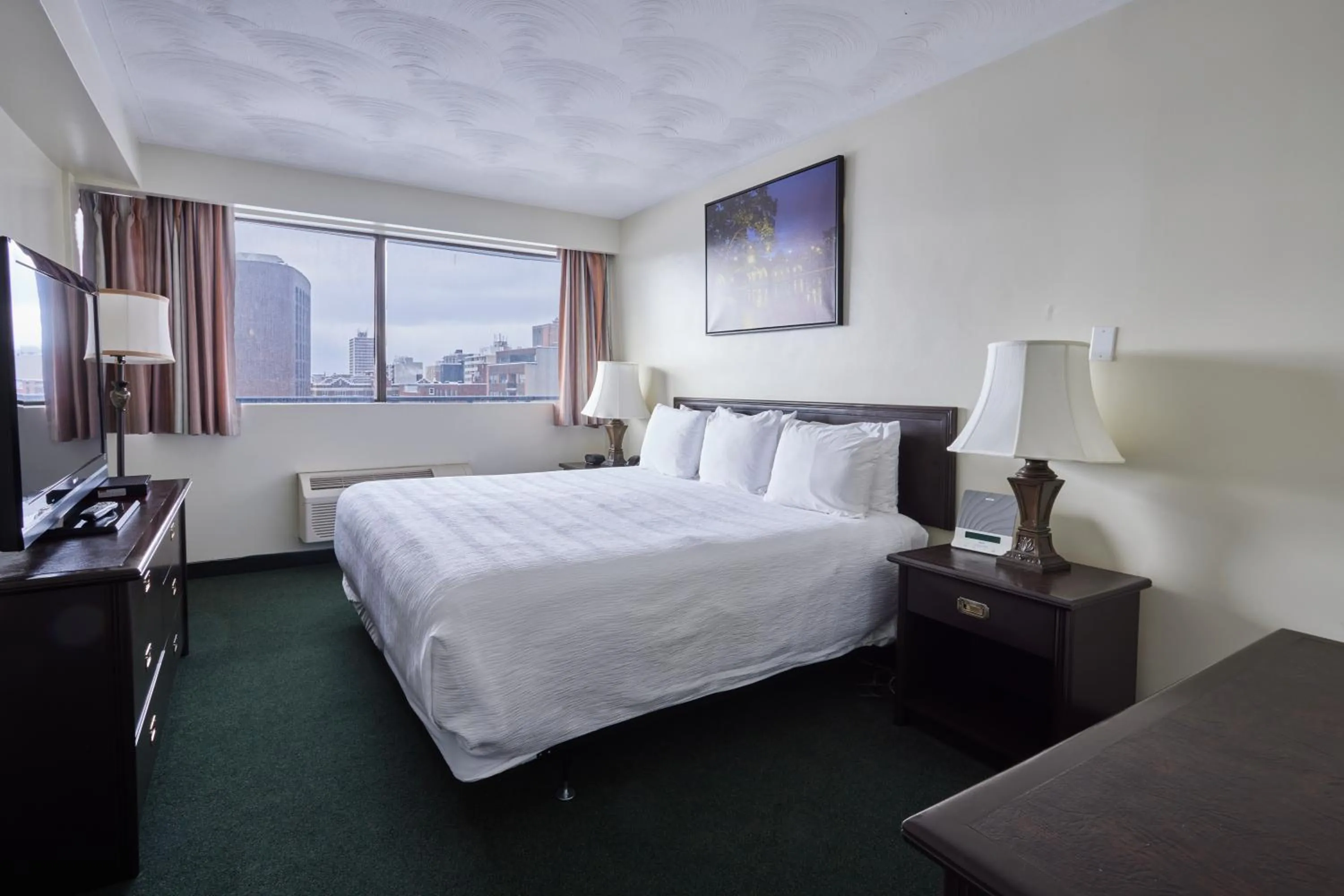 Bed in The Business Inn