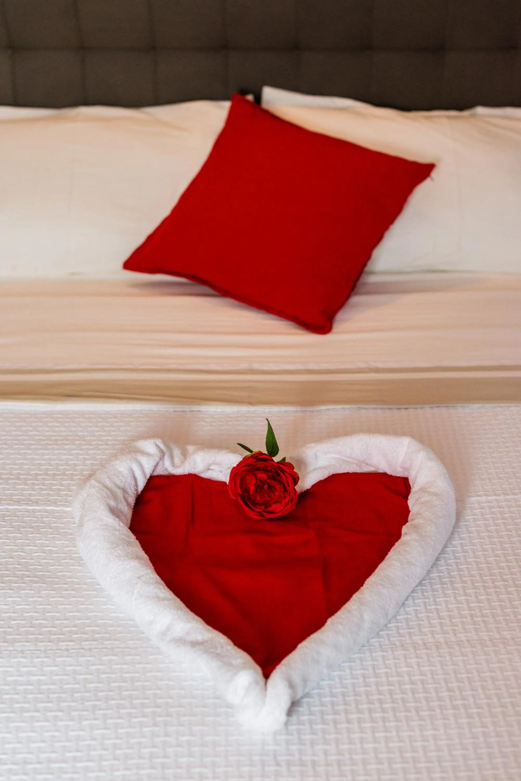 Bed in Le Undici Rose Hotel
