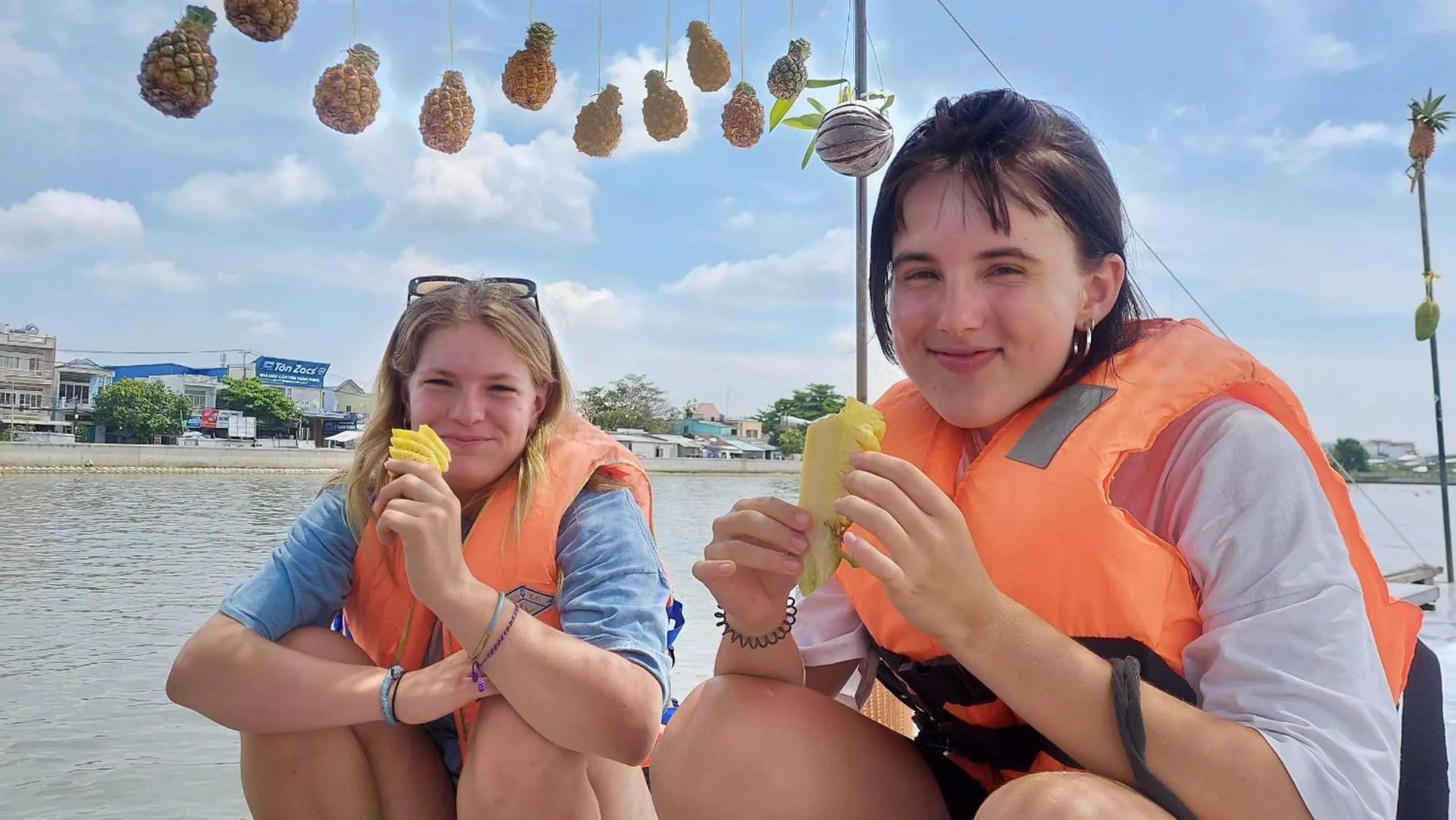 K2 Homestay & Coffee