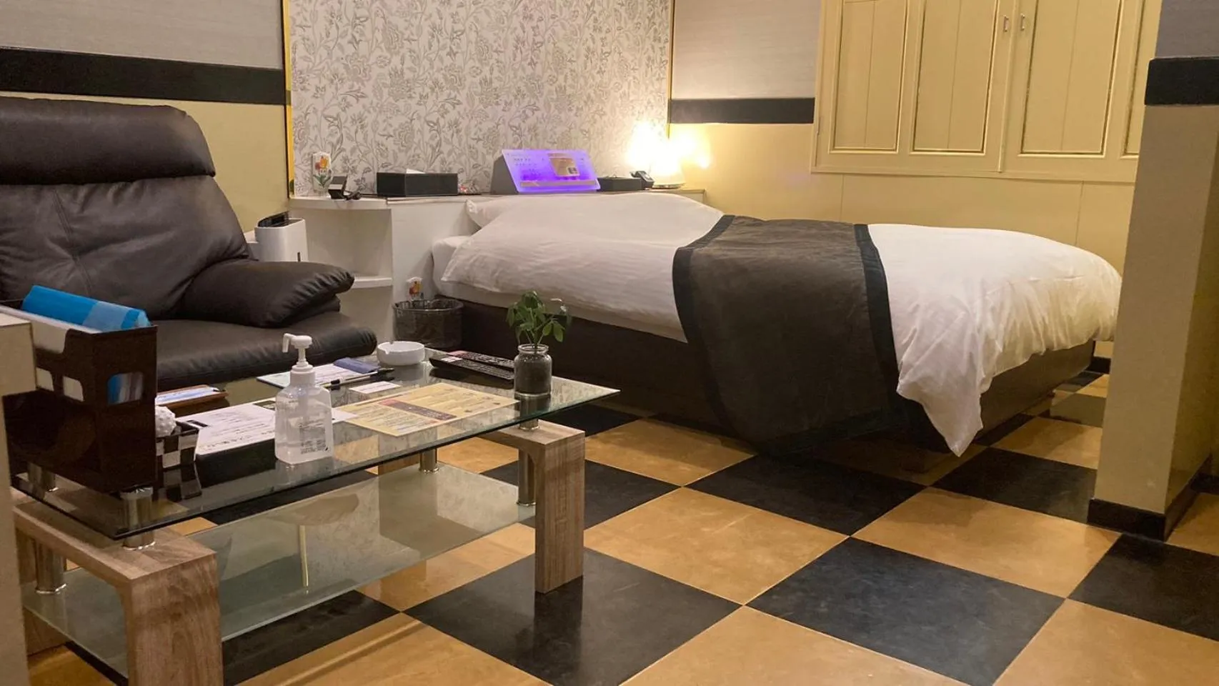 Bed in Valentine (Adult Only)