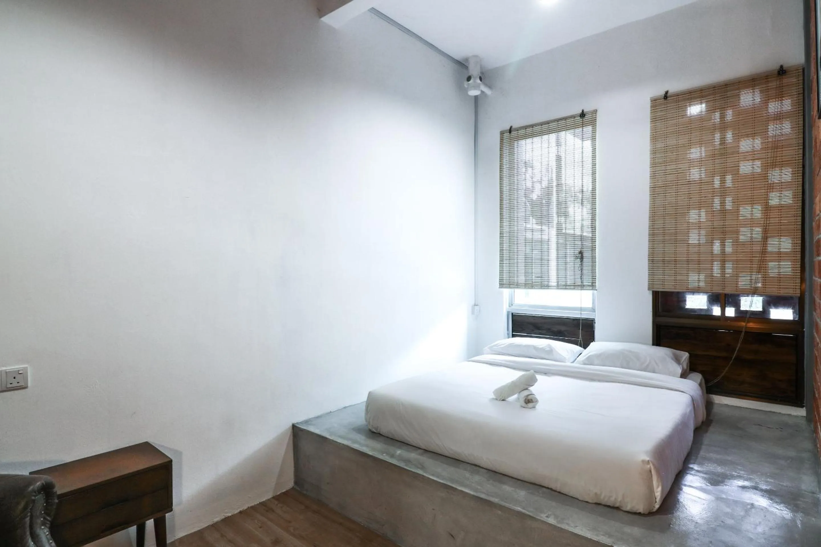 Bed in UrbanStay Industrial