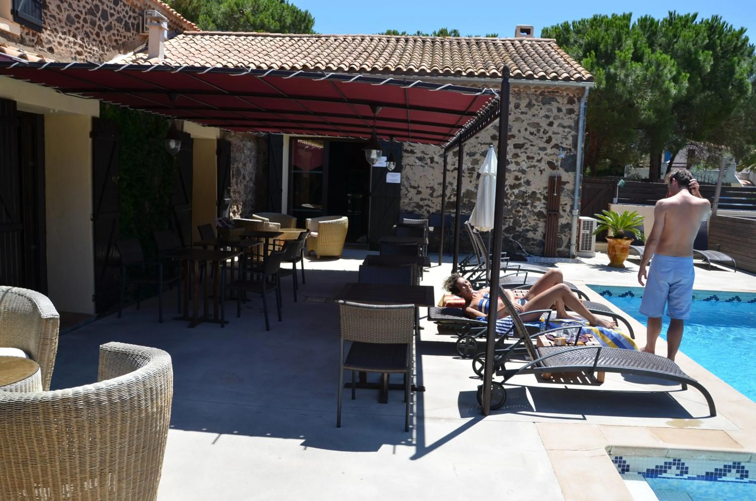 Lounge or bar in La Bergerie Du Cap