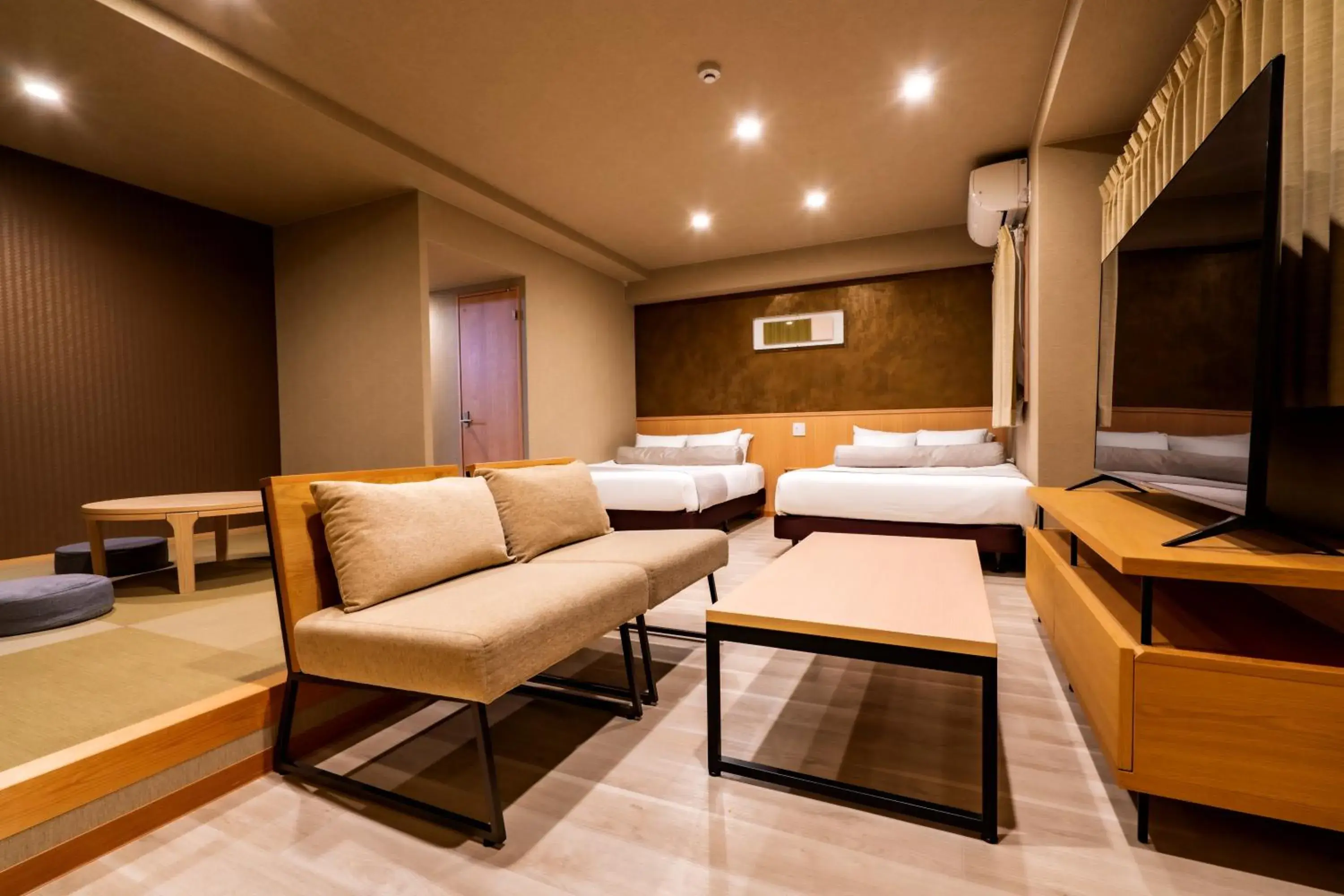 Photo of the whole room, Bed in Randor Residential Hotel Kyoto Suites Photo of the whole room, Bed in Randor Residential Hotel Kyoto Suites