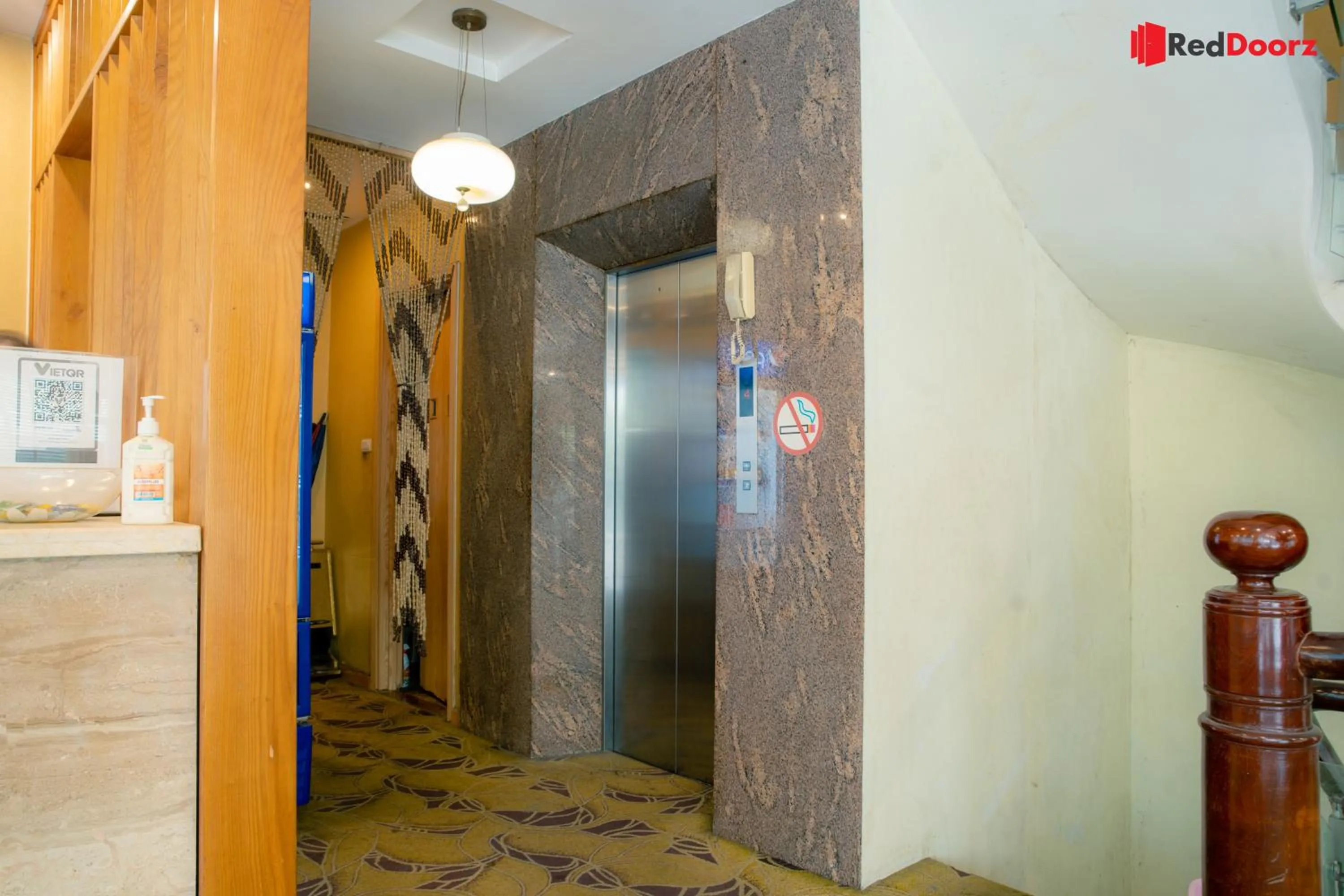 elevator in Home Hotel Truong Cong Giai