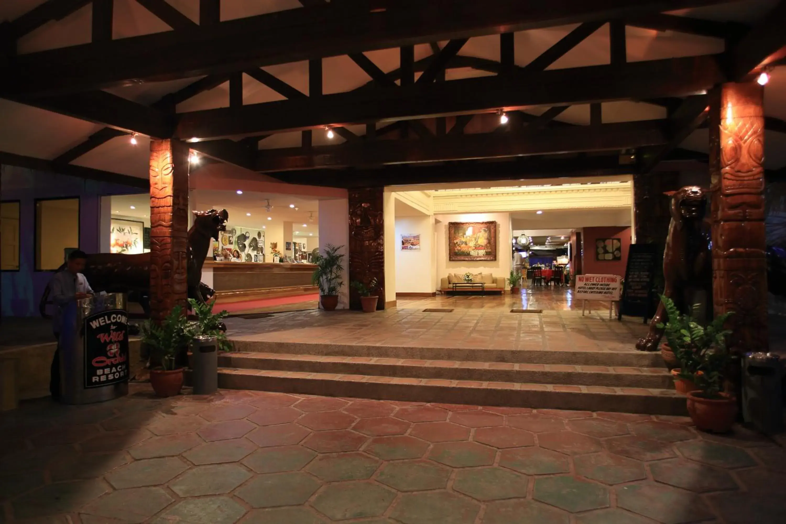 Facade/entrance in Wild Orchid Beach Resort Facade/entrance in Wild Orchid Beach Resort