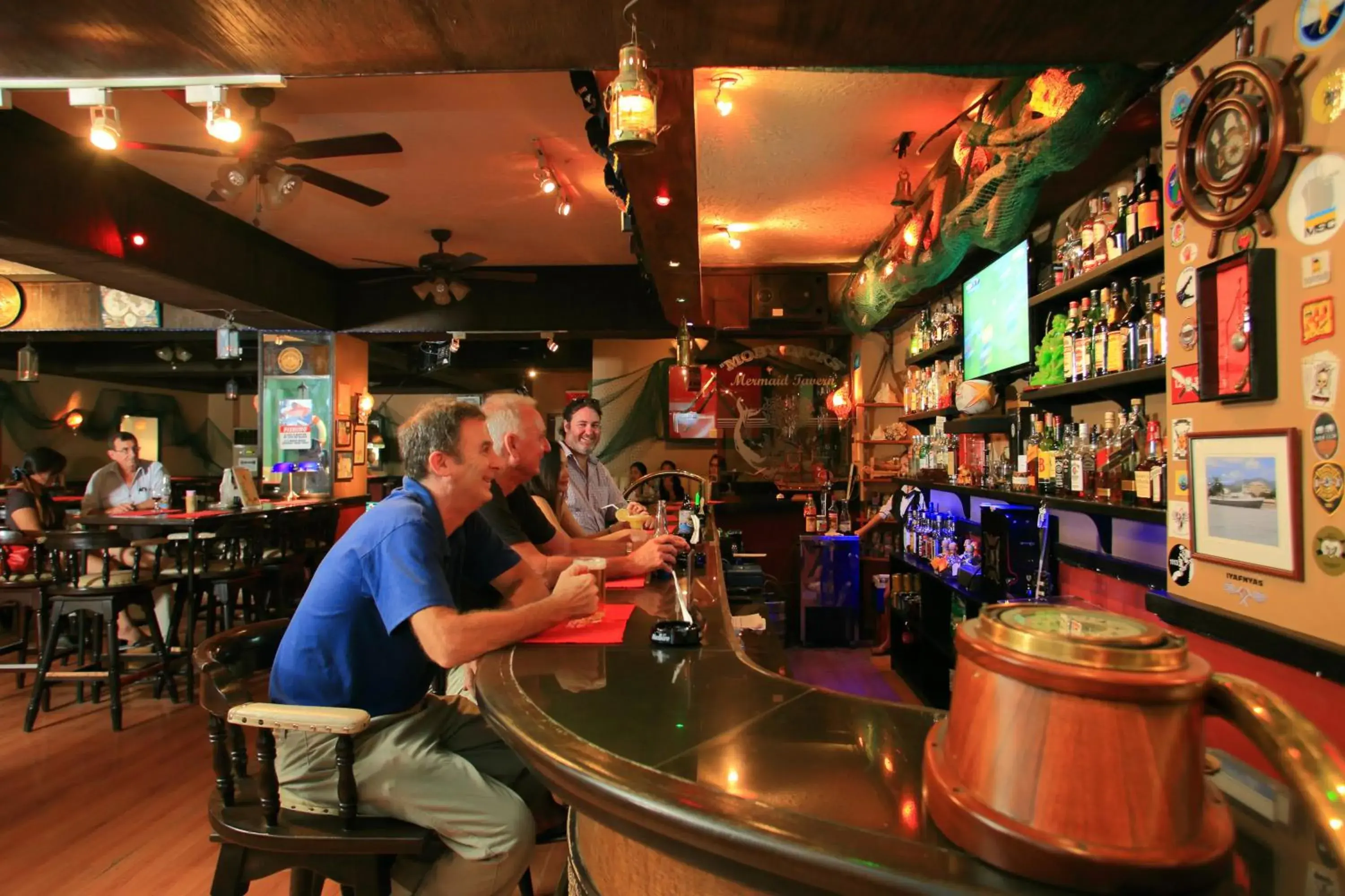 Lounge or bar in Wild Orchid Beach Resort Lounge or bar in Wild Orchid Beach Resort