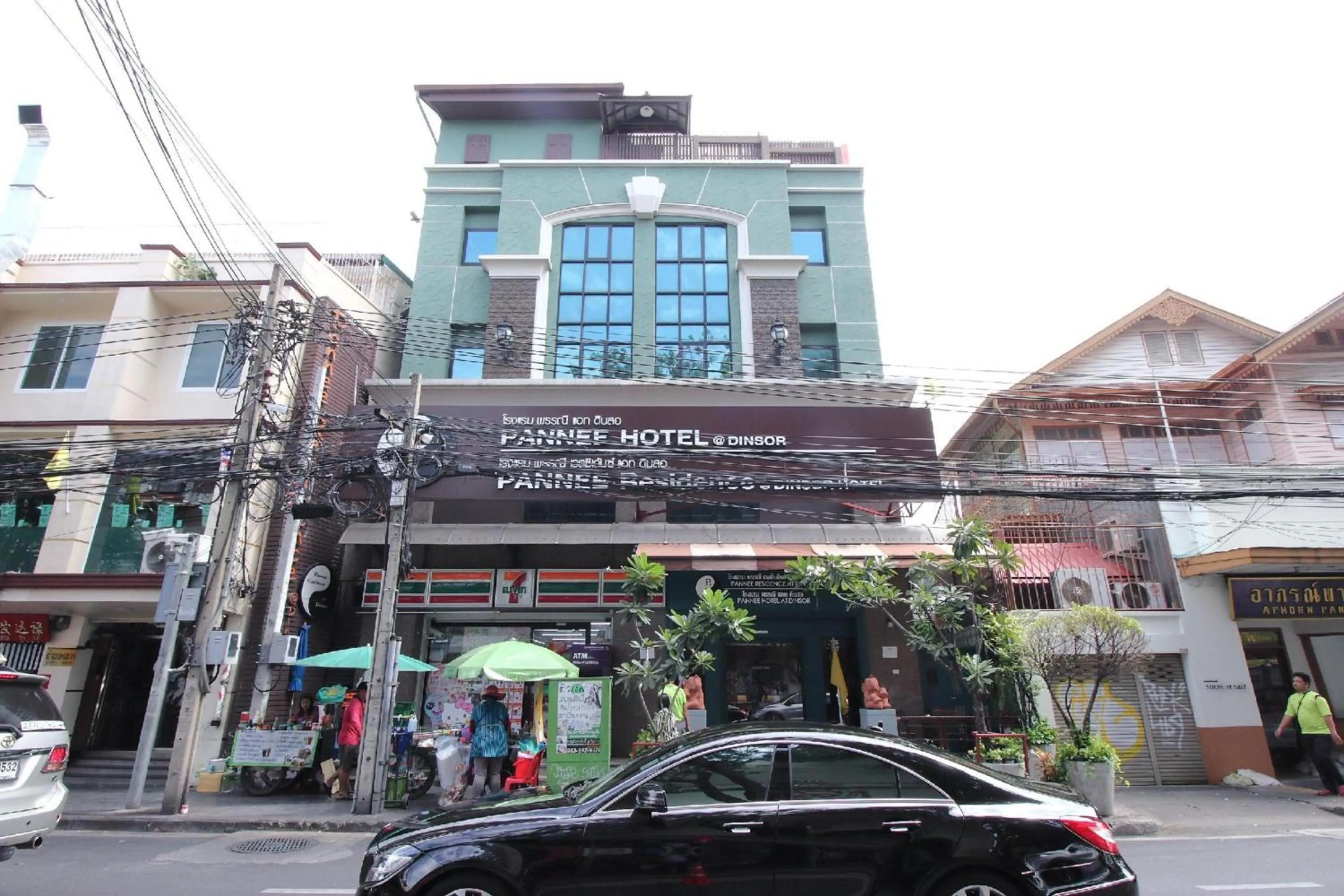 Neighbourhood in Super OYO 483 Pannee Hotel Khaosan