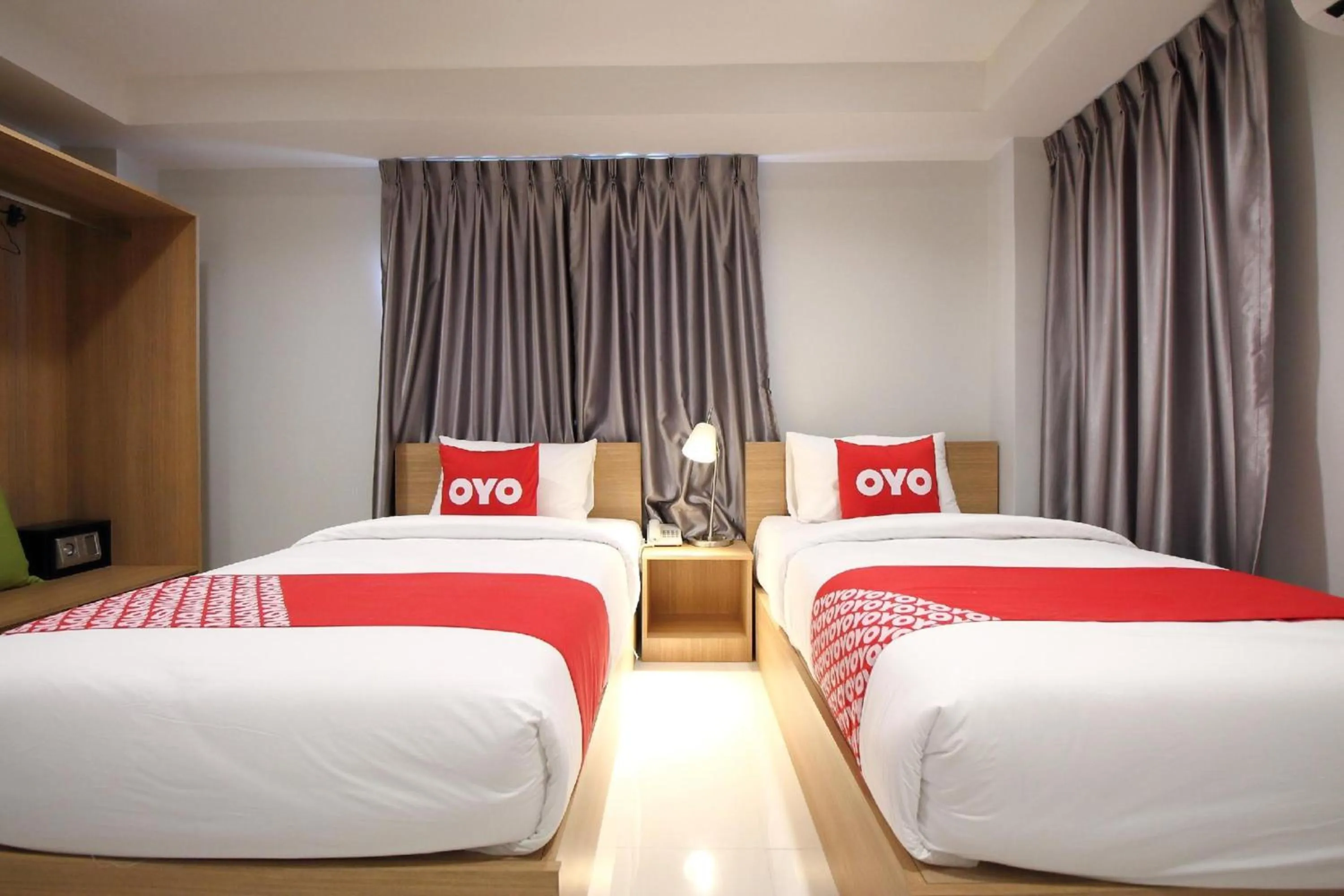 Bedroom, Bed in Super OYO 483 Pannee Hotel Khaosan