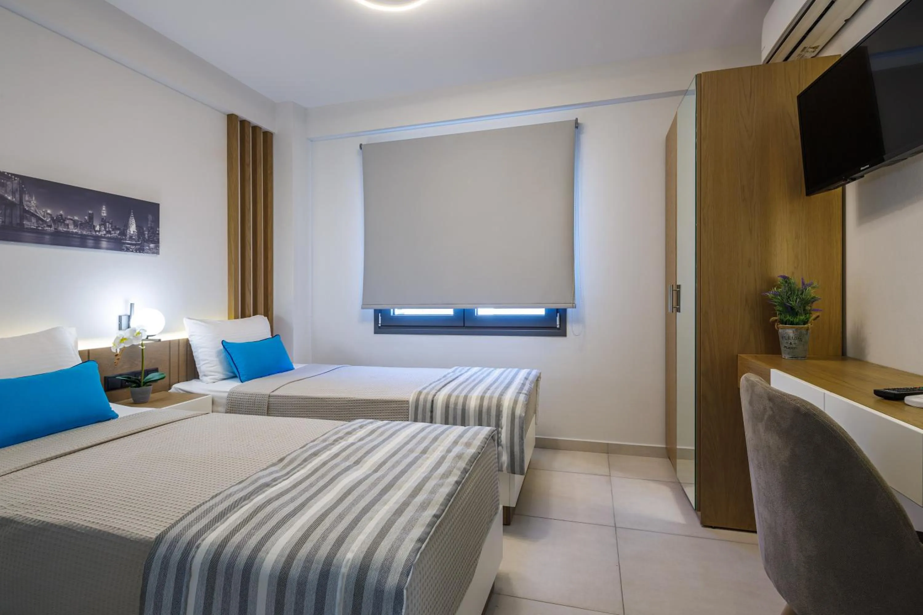 Bed in BISALTAE SEASIDE SUITES