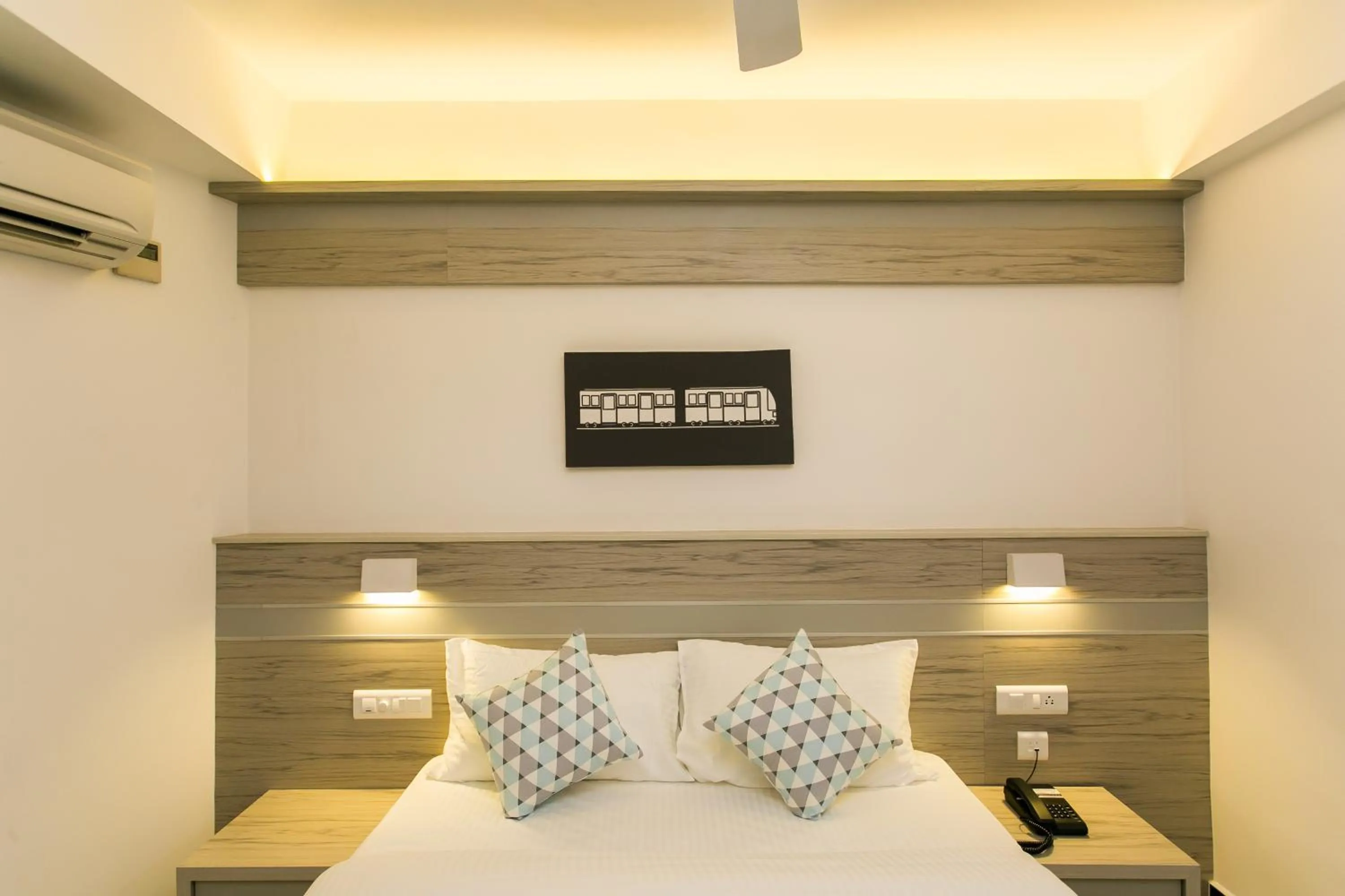 Bed in Sapphire Club Metro