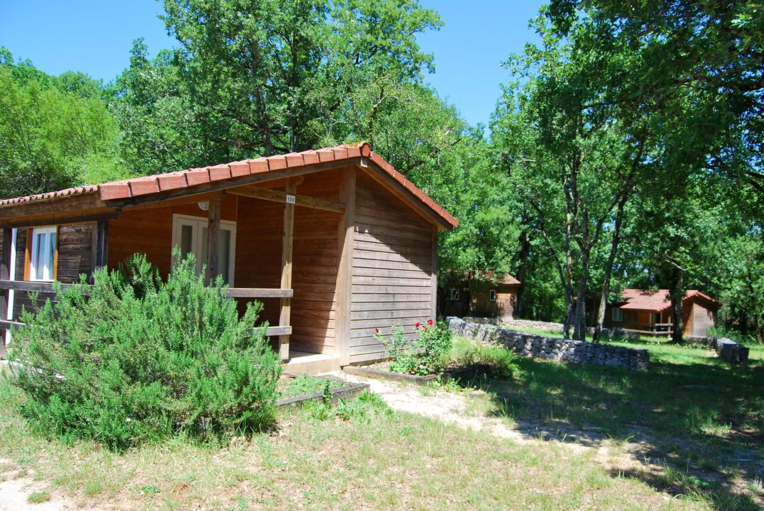 Facade/entrance in Lagrange Grand Bleu Vacances - Residence Les Ségalières