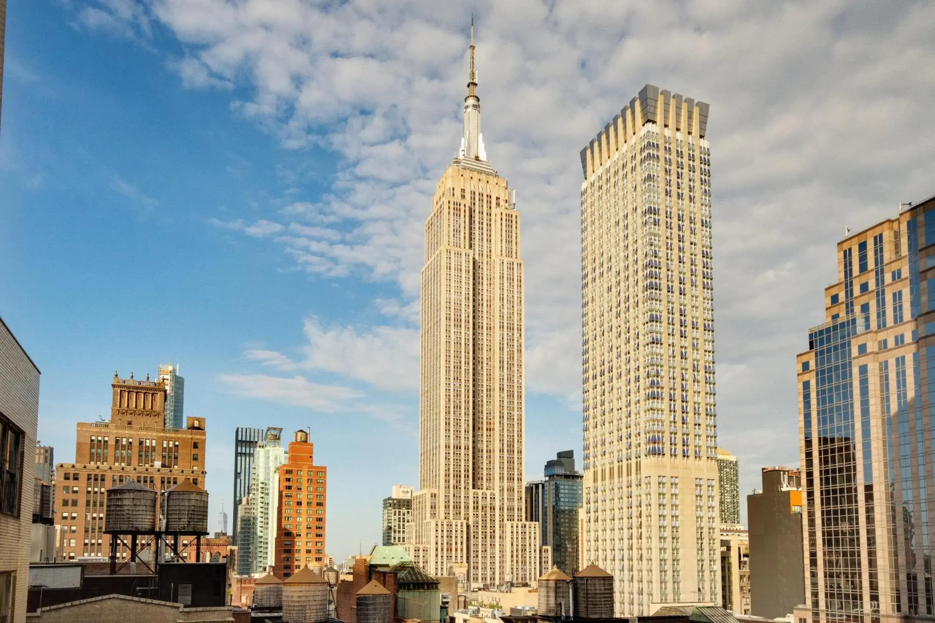 Property building in Hyatt Centric Midtown 5th Avenue New York Property building in Hyatt Centric Midtown 5th Avenue New York
