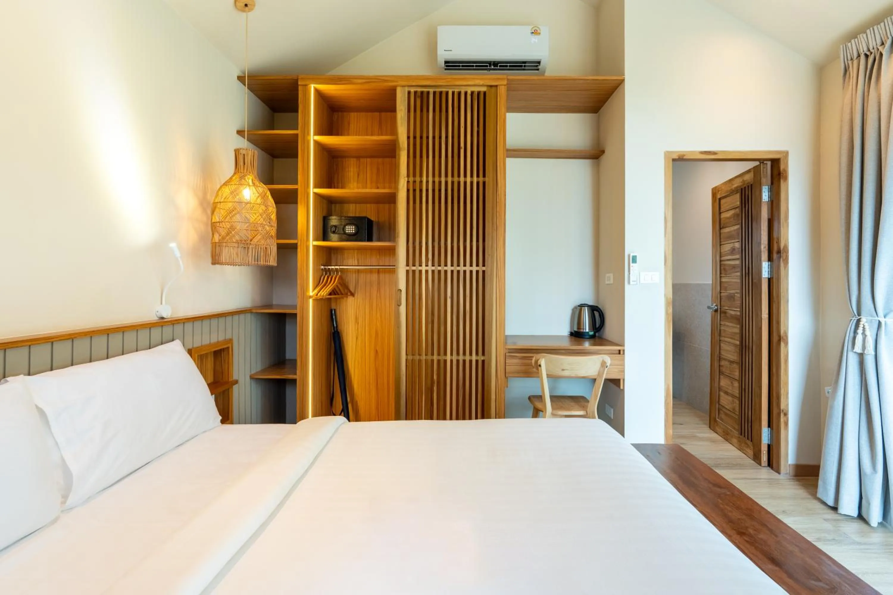 Bed in Orion Healing Centre