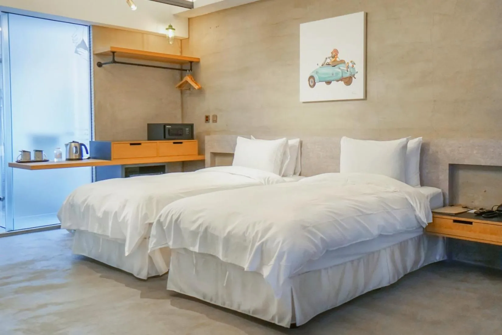 Bed in Thinker Hotel