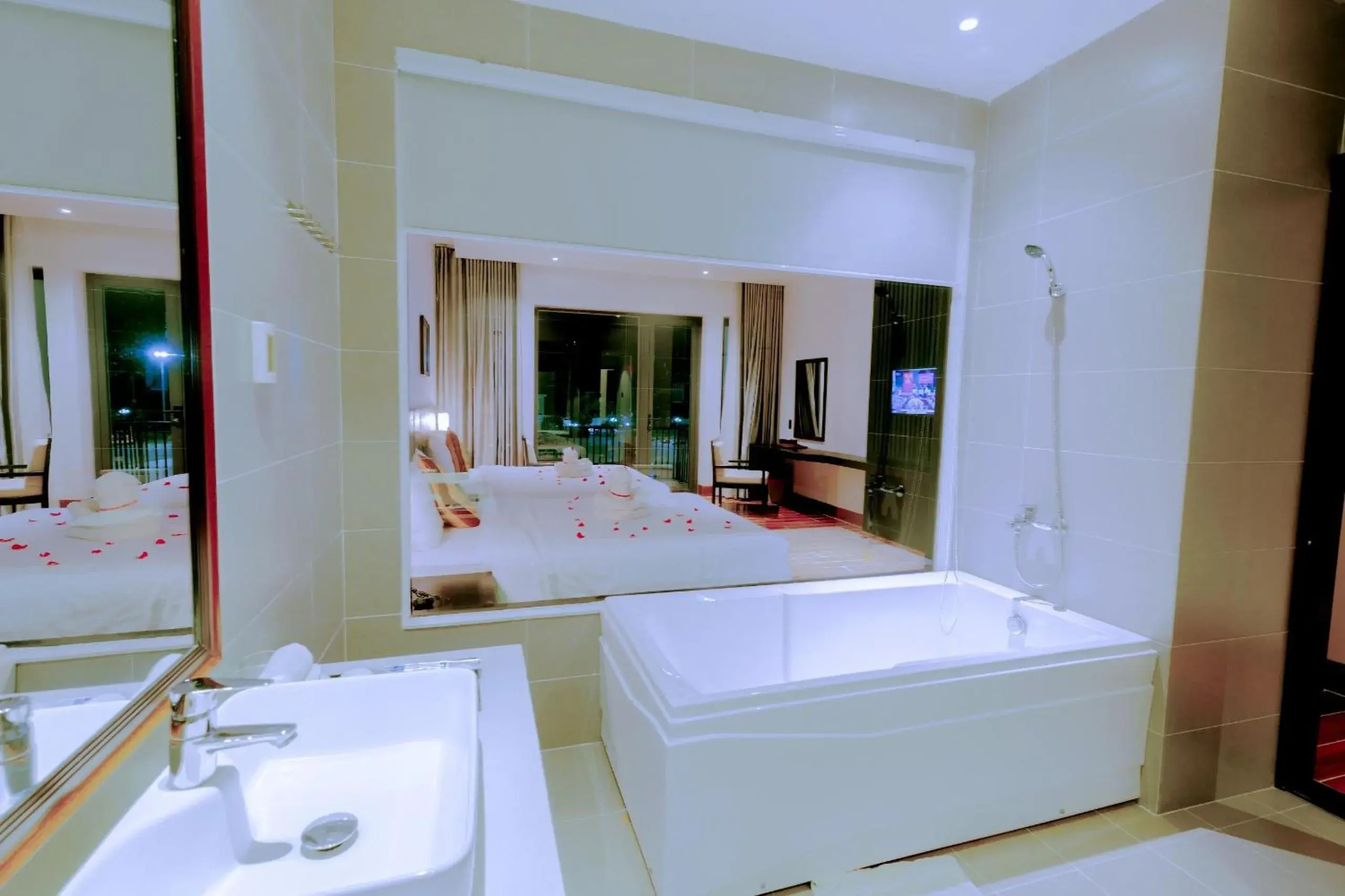 Family Room with Garden View in Ly Son Pearl Island Hotel & Resort Family Room with Garden View in Ly Son Pearl Island Hotel & Resort