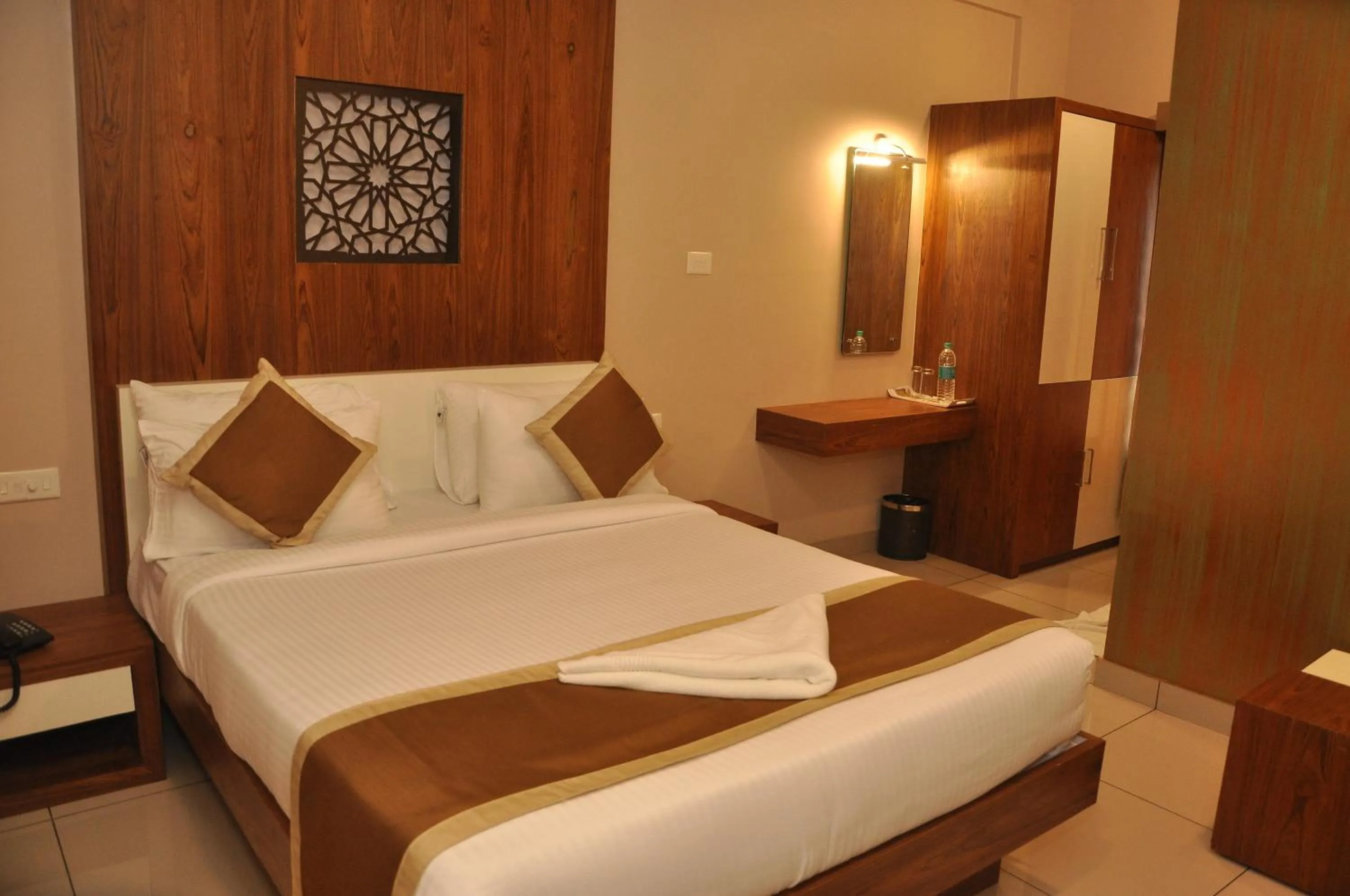 Bedroom, Bed in Nextel Inn, Calicut