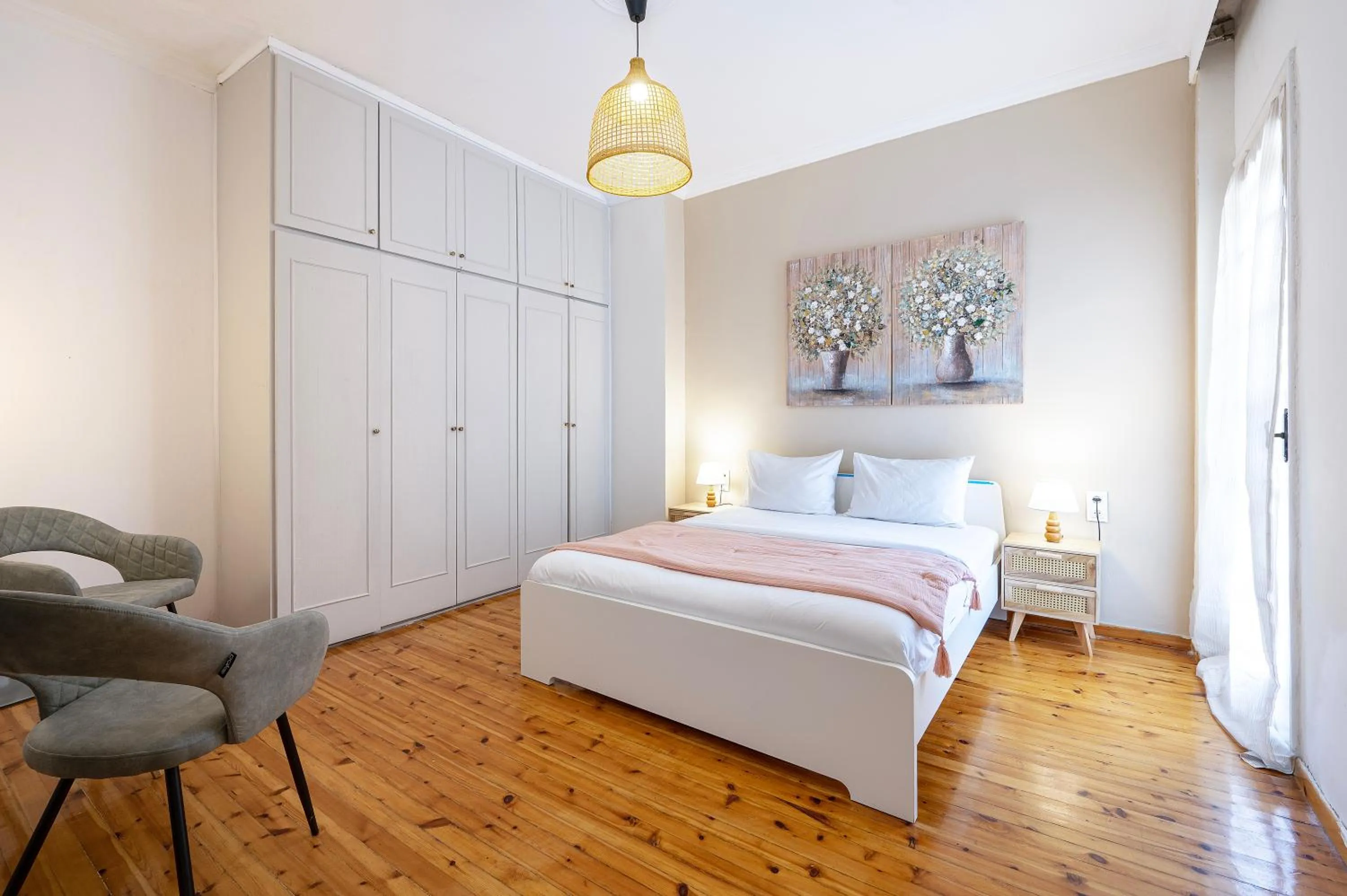 Bed in Houseloft White Tower Collection