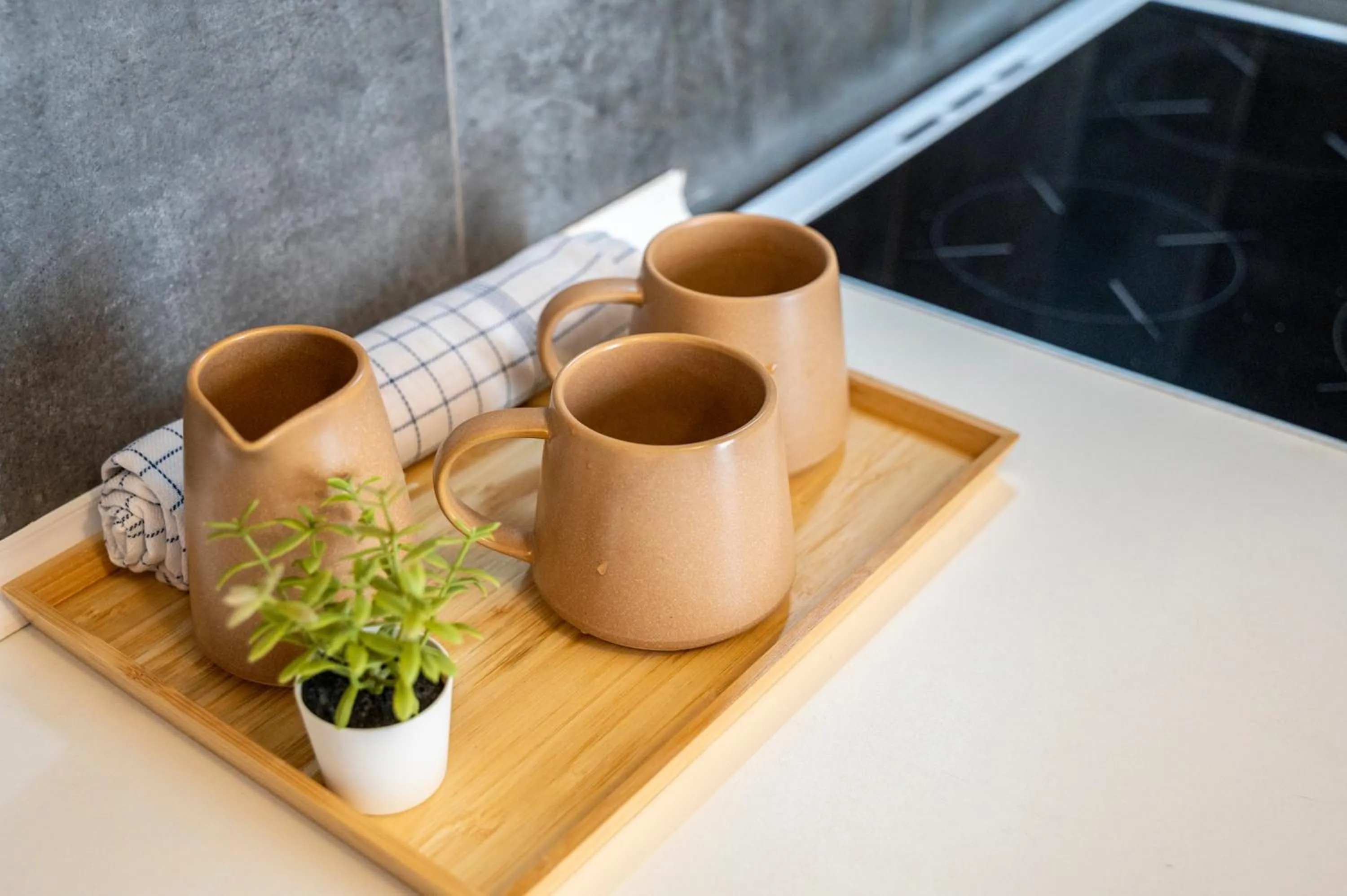 Food and drinks in Houseloft White Tower Collection