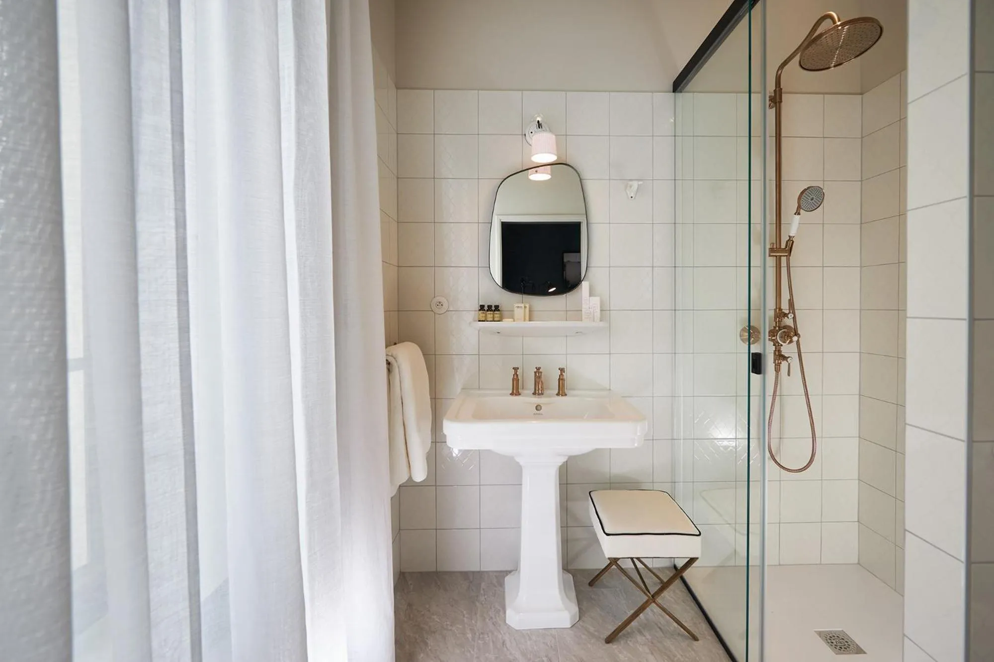 Bathroom in Hotel Victoria