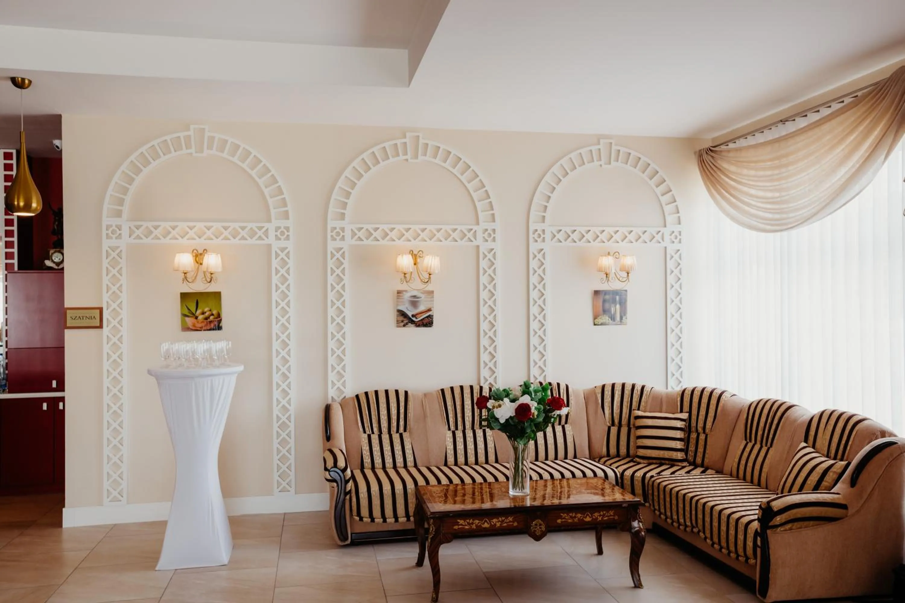 Lobby or reception in Hotel Korczowa