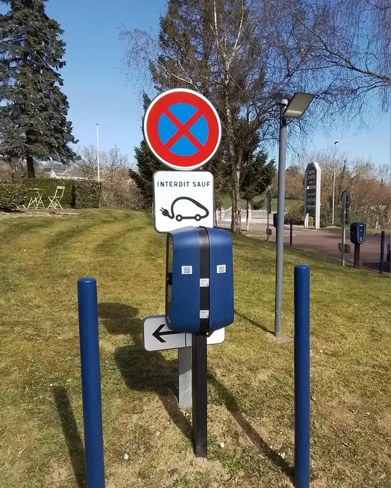 Property building in Hôtel Cositel, CIT'HOTEL Coutances Property building in Hôtel Cositel, CIT'HOTEL Coutances