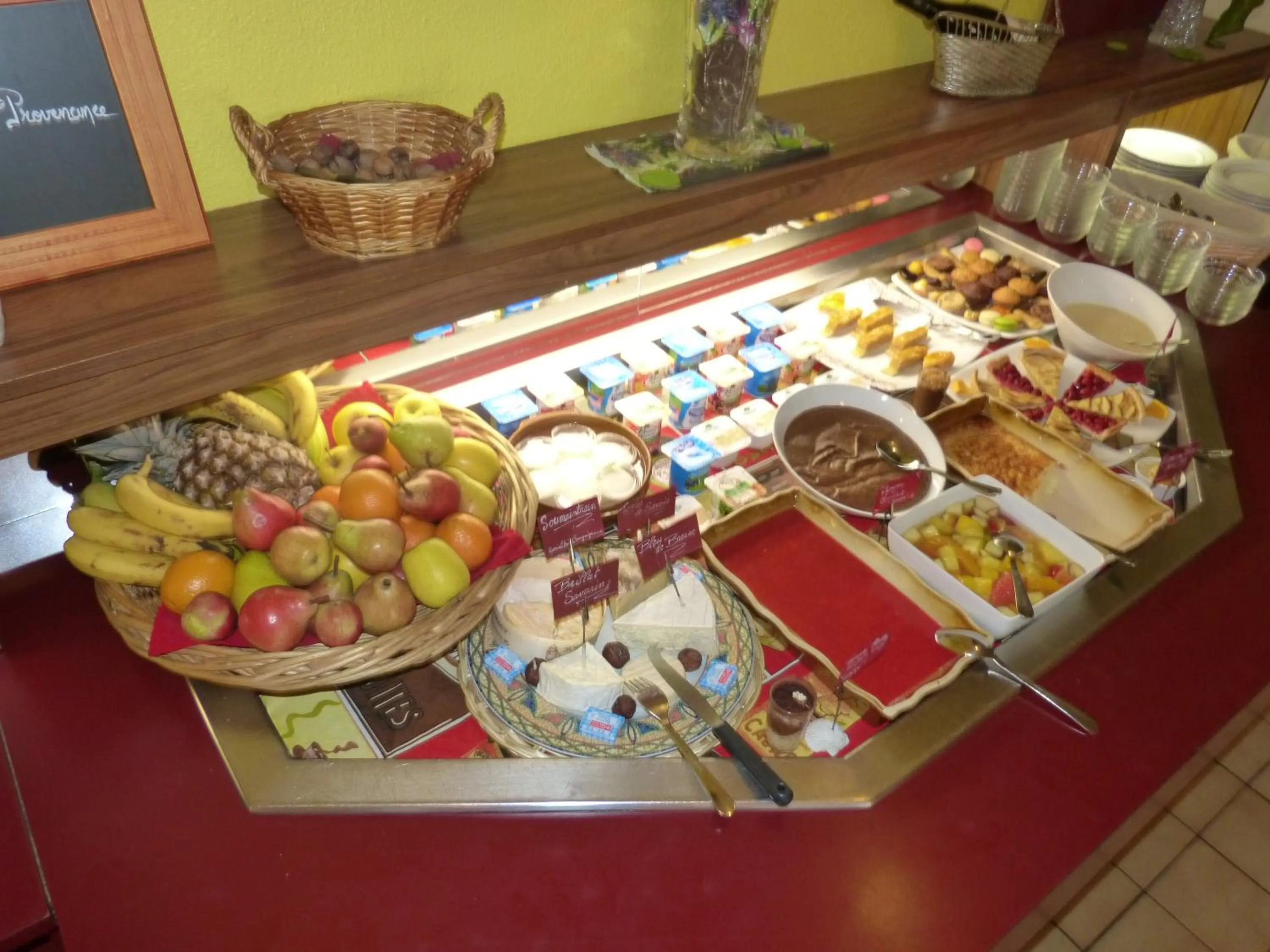 Food and drinks in The Originals City, Hôtel Mâcon Sud