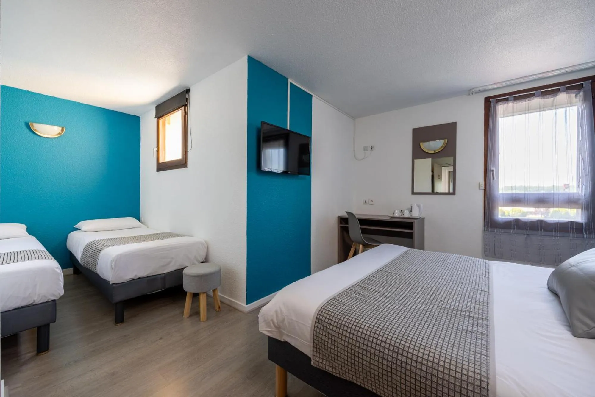 Bed in The Originals City, Hôtel Mâcon Sud