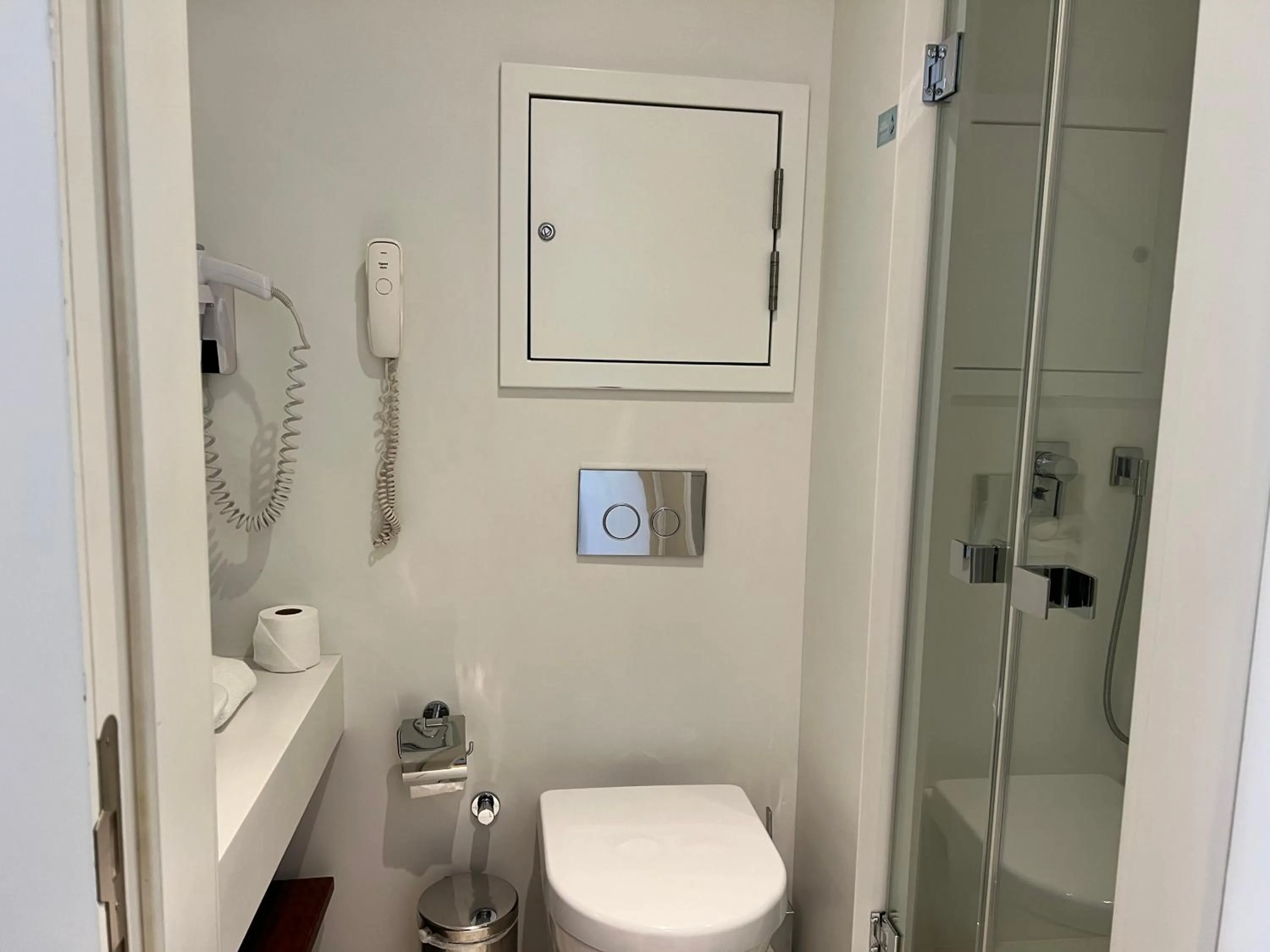 Shower in Akmerkez Residence