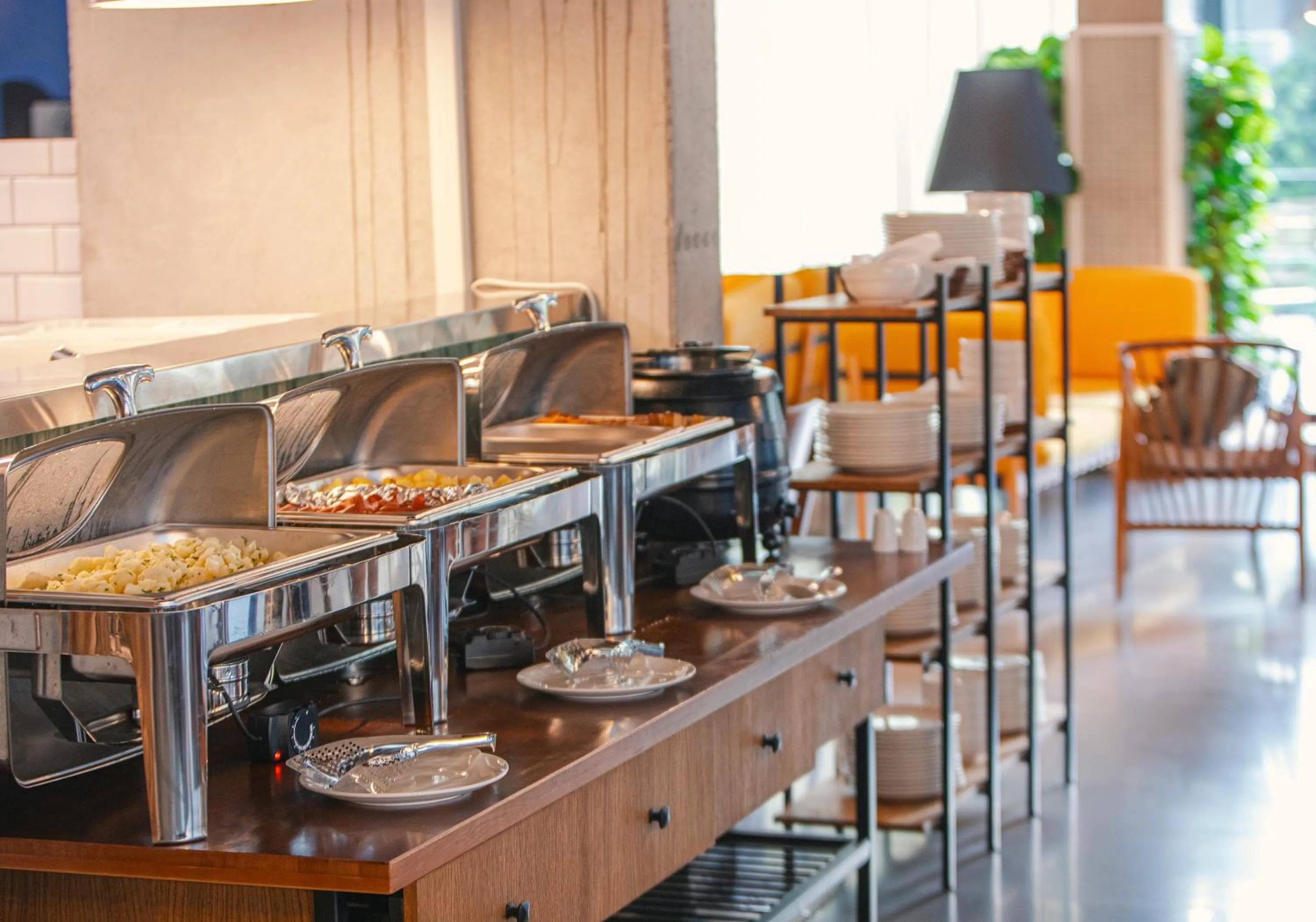 Restaurant/places to eat in Park Hotel Tsinandali Estate