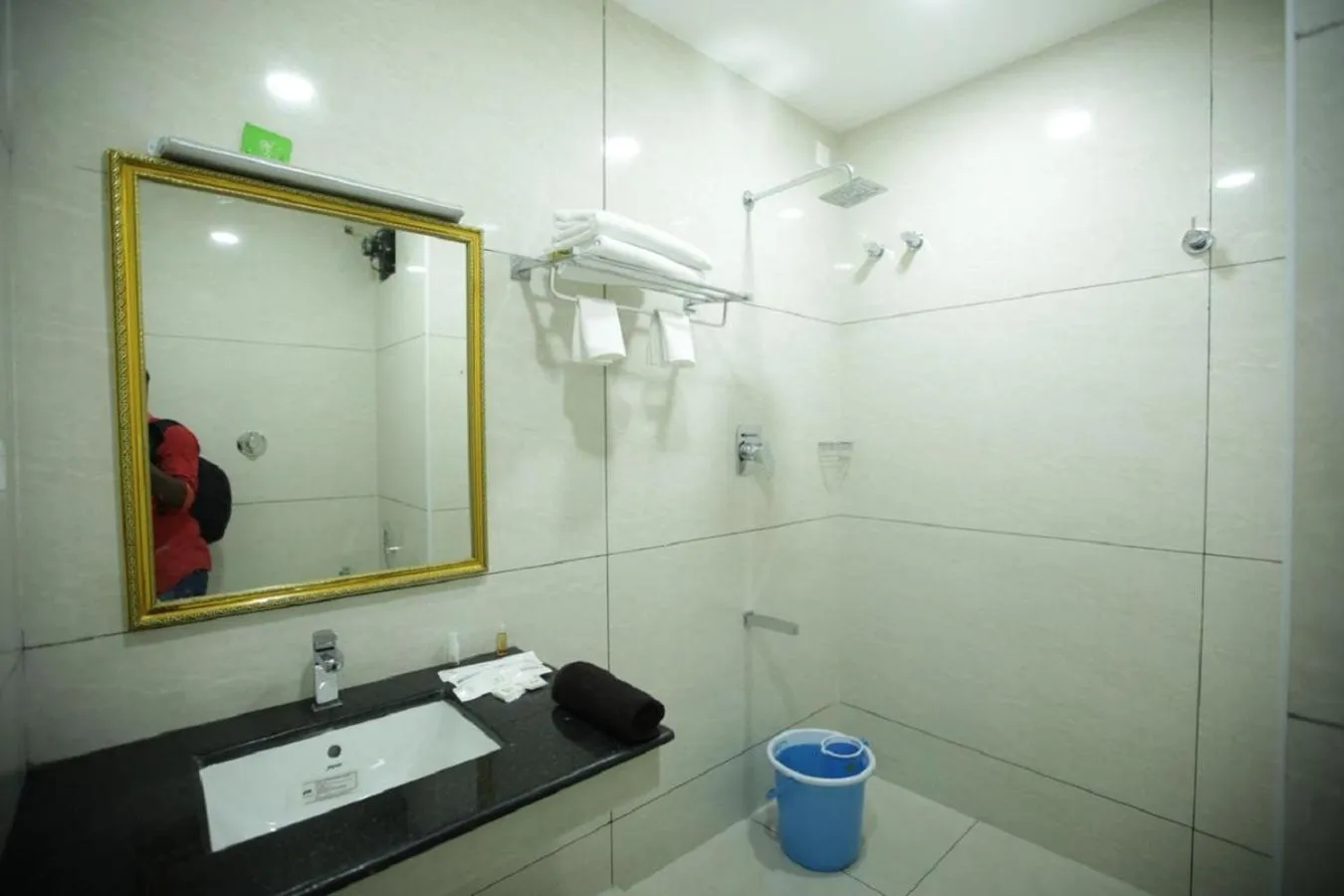 Bathroom in I Residency