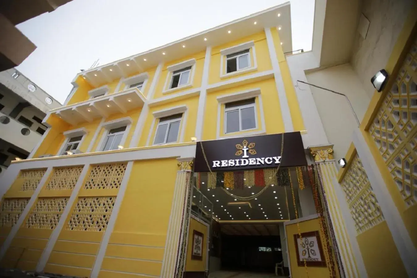 Property building in I Residency Property building in I Residency