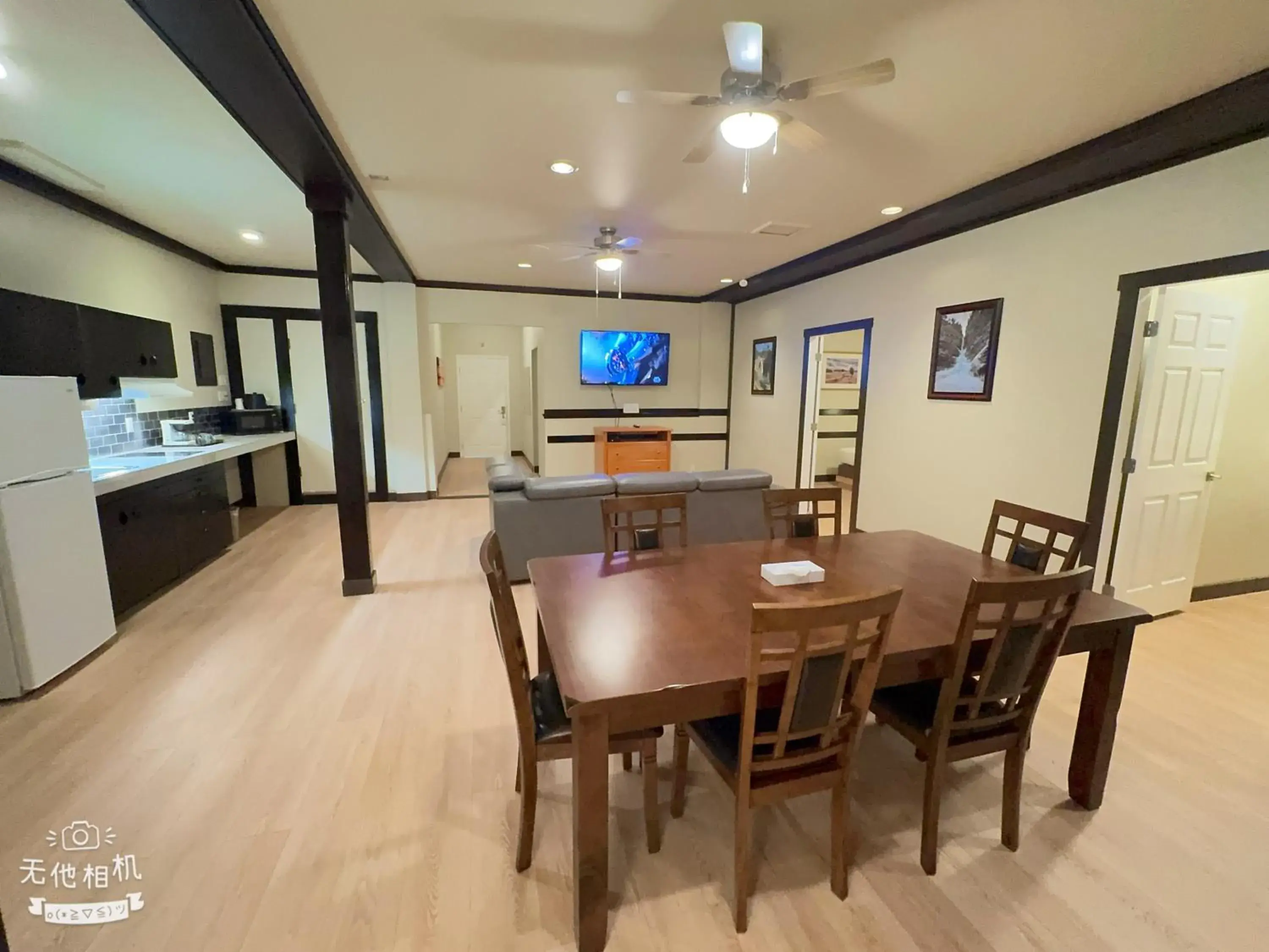 Deluxe Apartment in Wells Gray Inn Deluxe Apartment in Wells Gray Inn