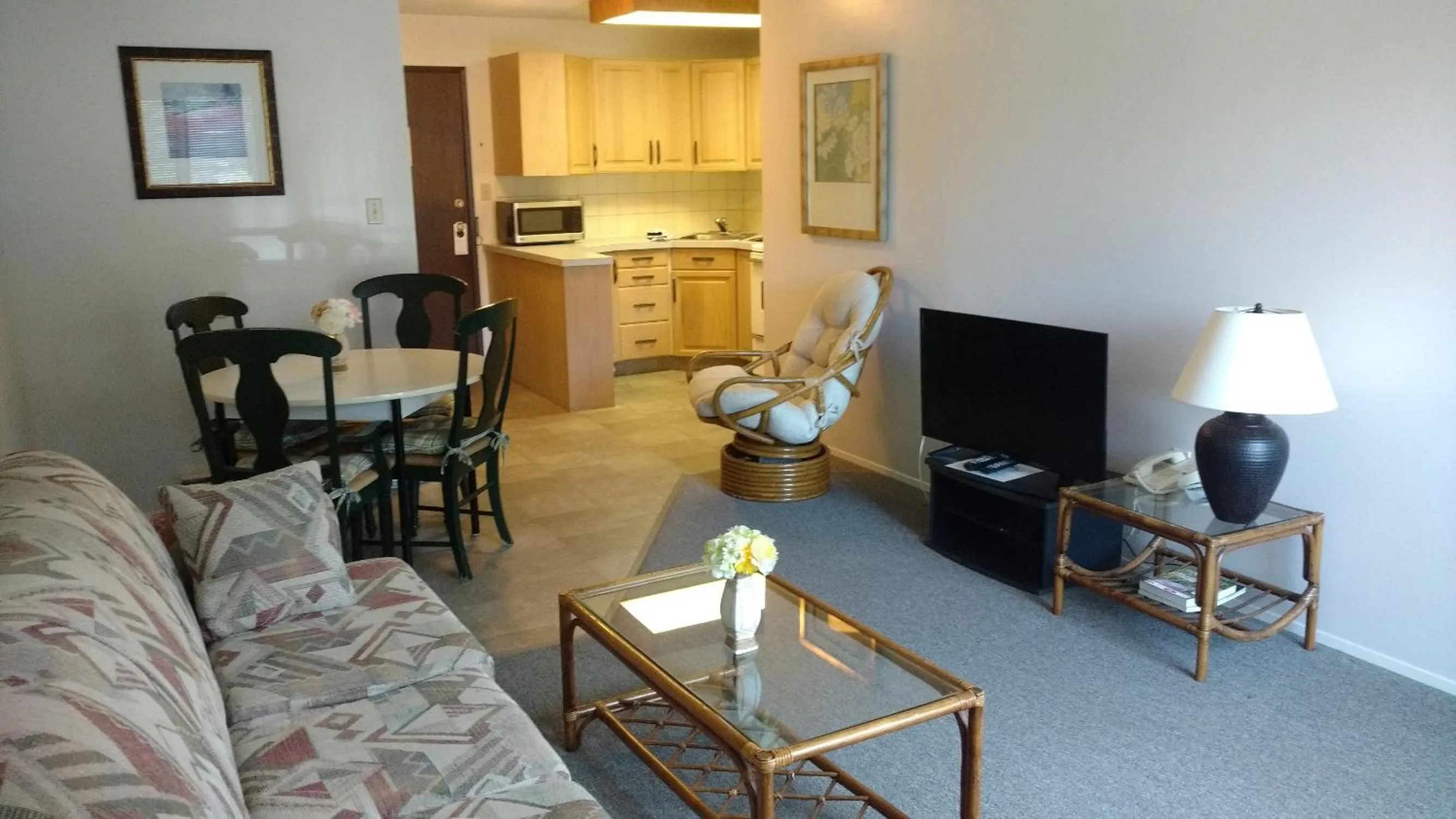 Living room in Wessex Inn By The Sea