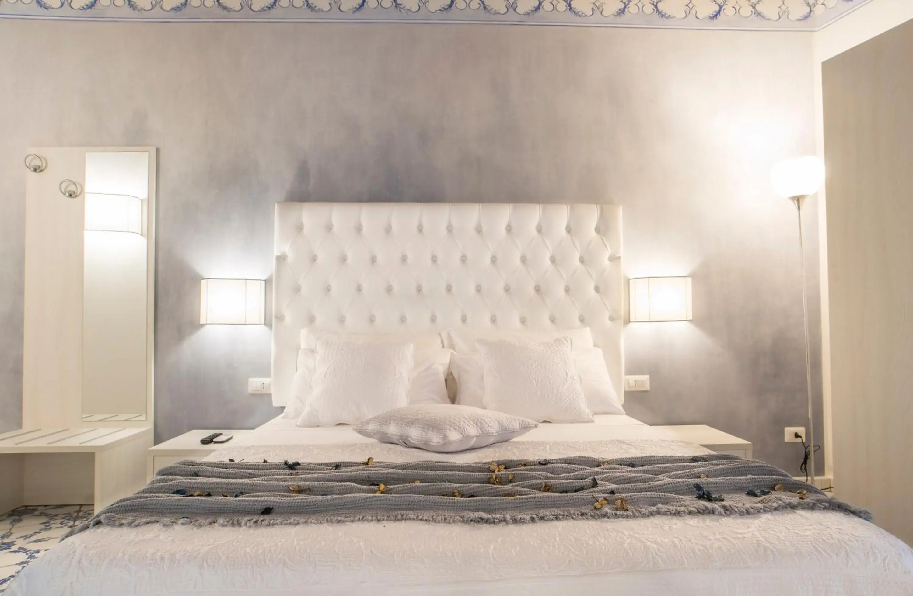 Bed in Morelli suite Bed in Morelli suite