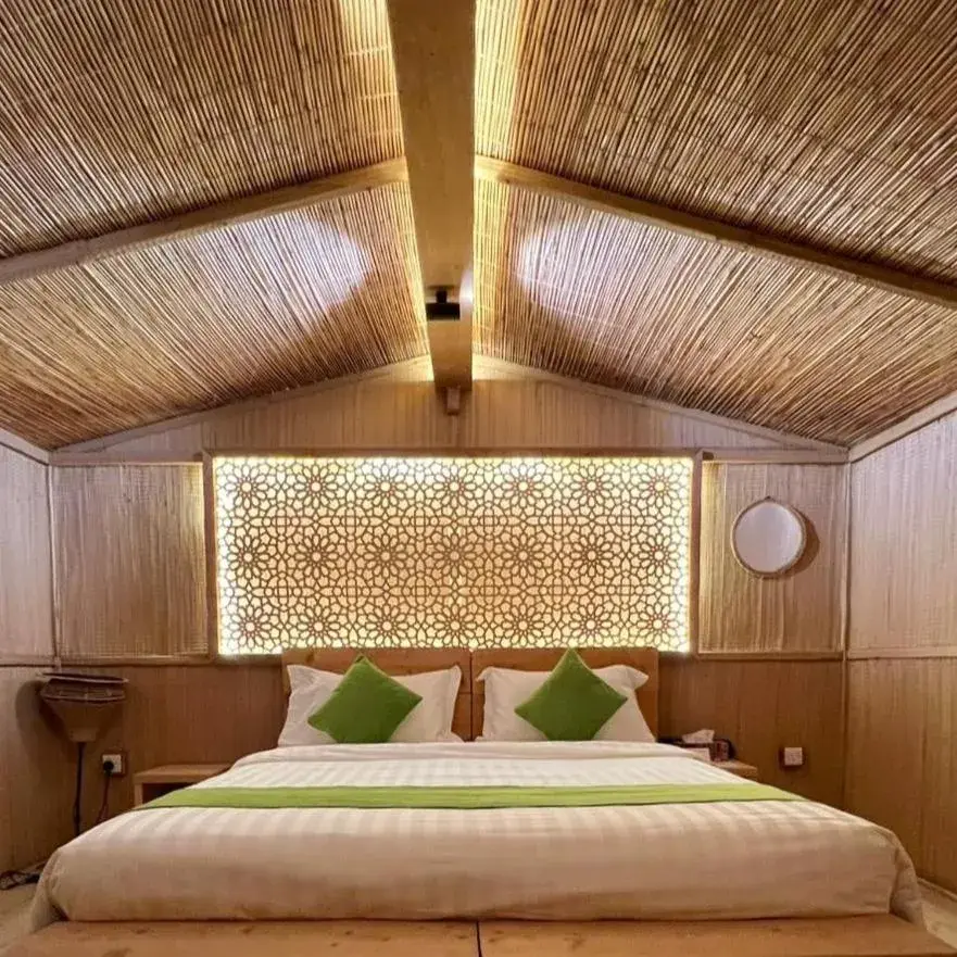 Bedroom, Bed in SAMA Ras Al Jinz Resort Bedroom, Bed in SAMA Ras Al Jinz Resort