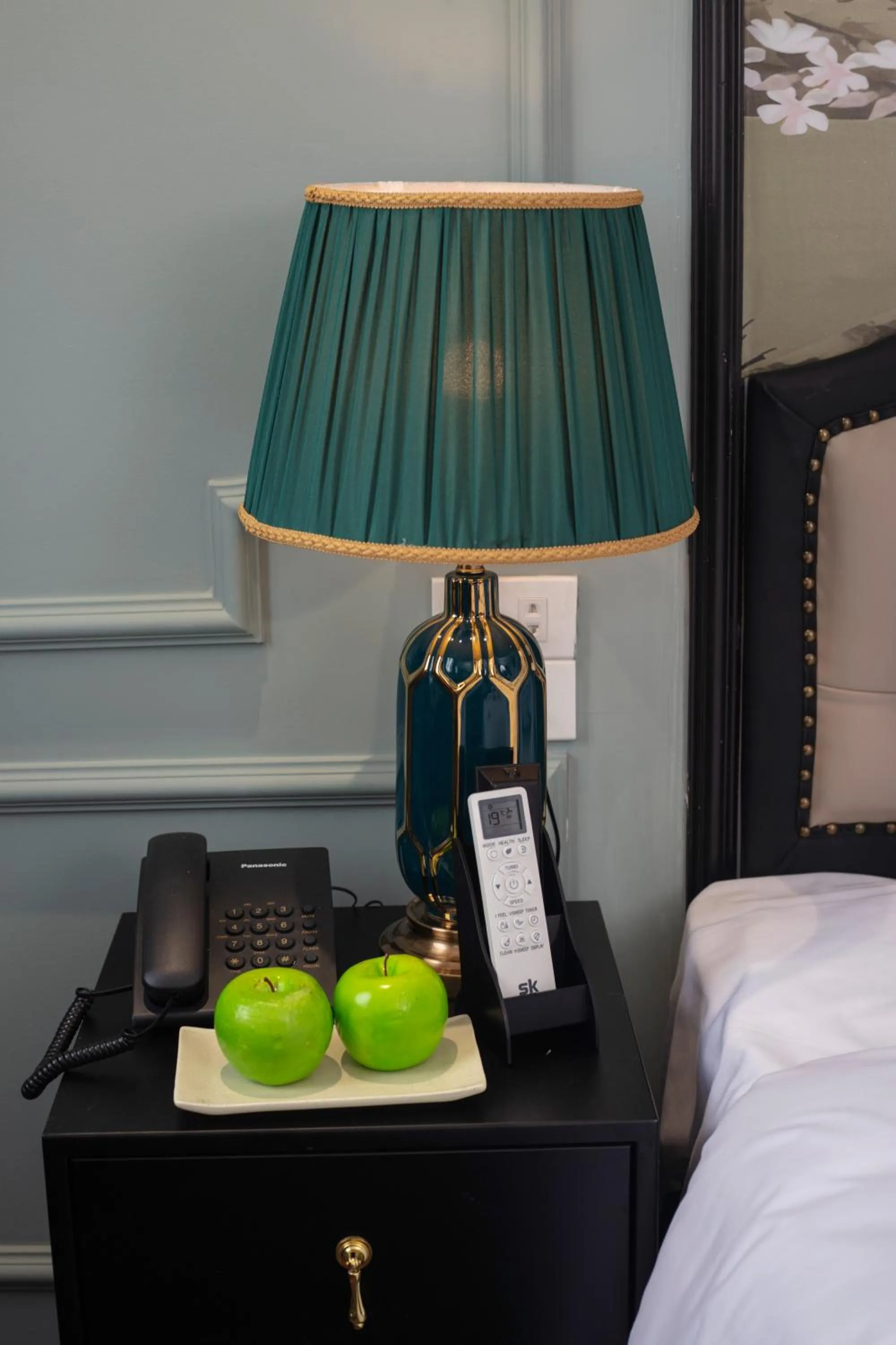 Bedroom, Bed in Madelise Grand Hotel