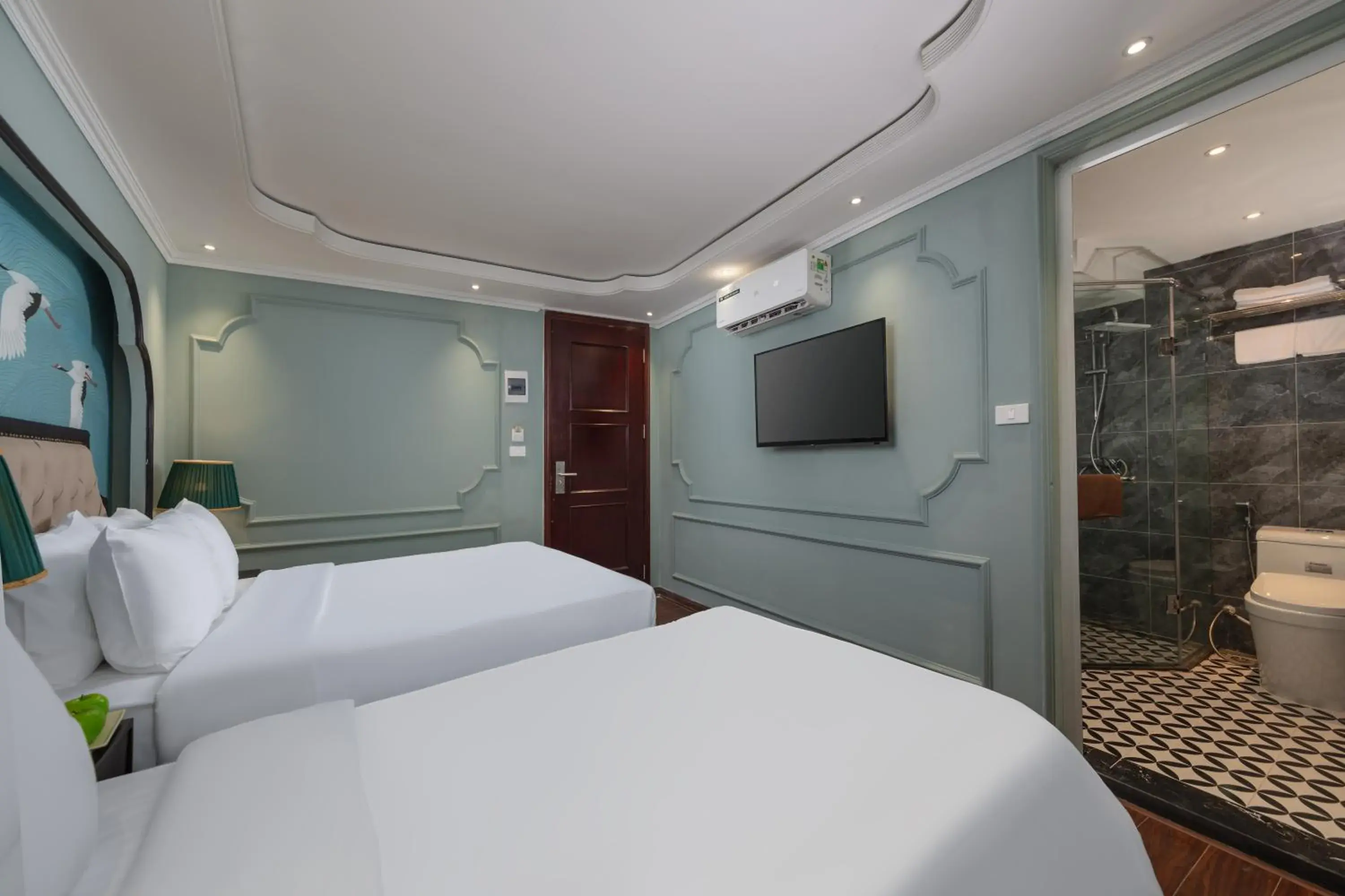 Bed in Madelise Grand Hotel Bed in Madelise Grand Hotel