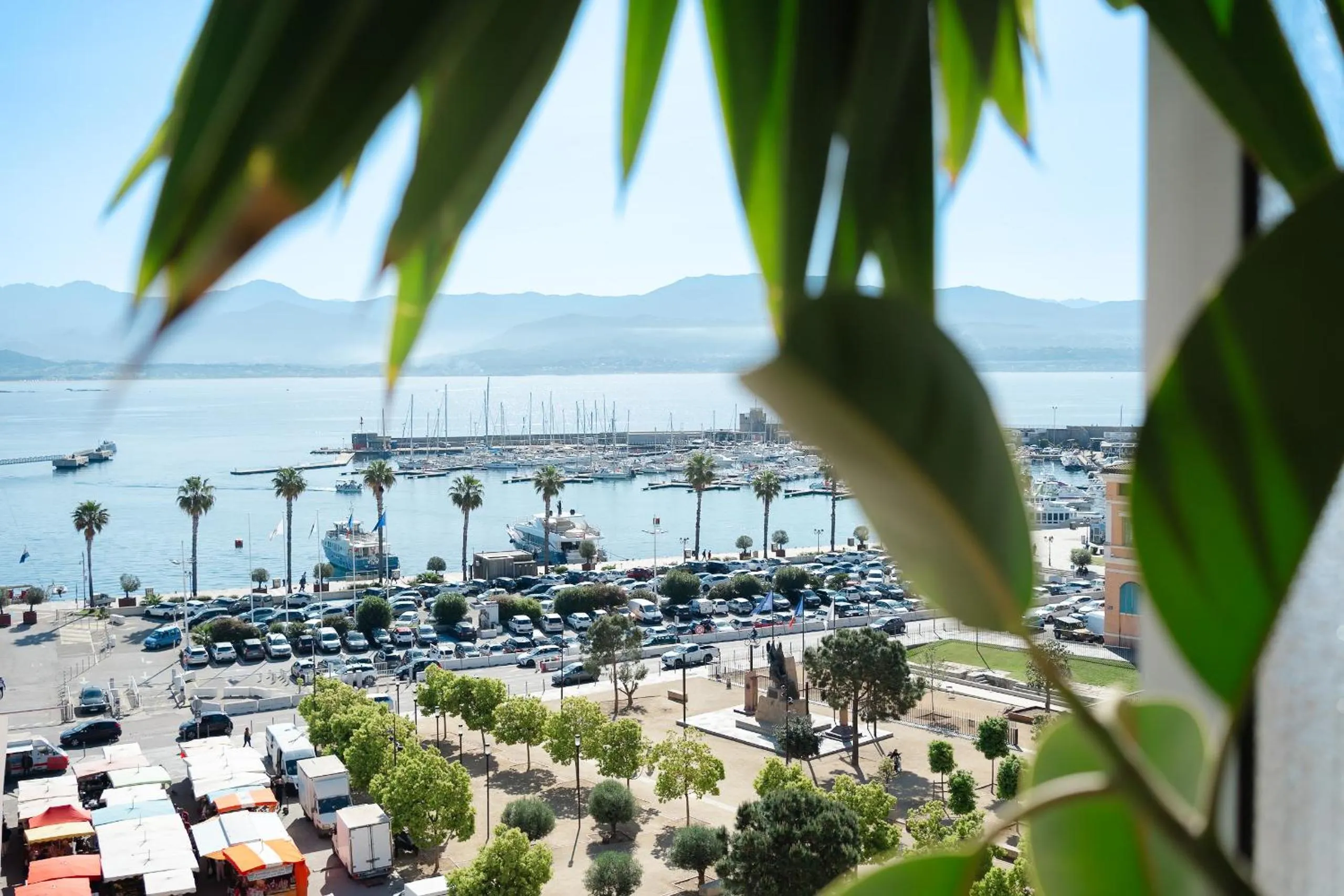 Sea view in Hôtel Du Golfe